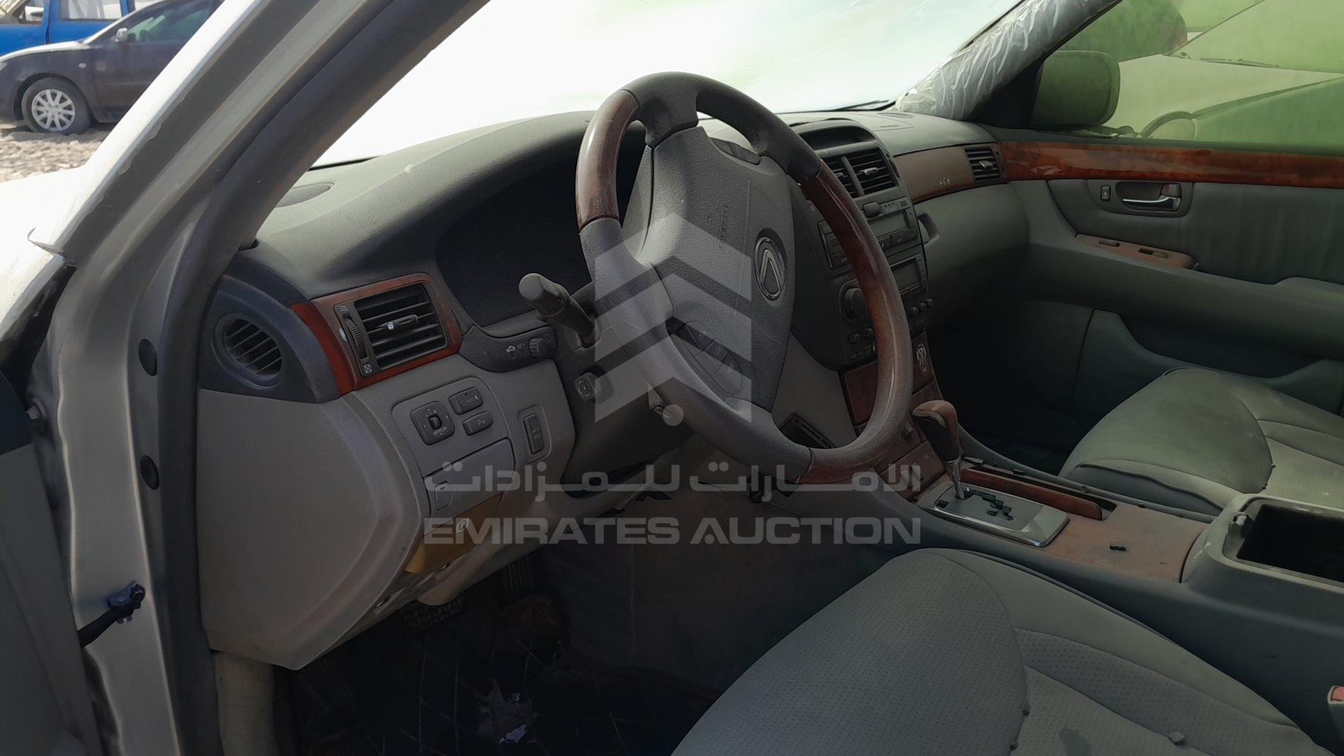 2005 LEXUS LS 430 VIN: JTHBN36F255013817