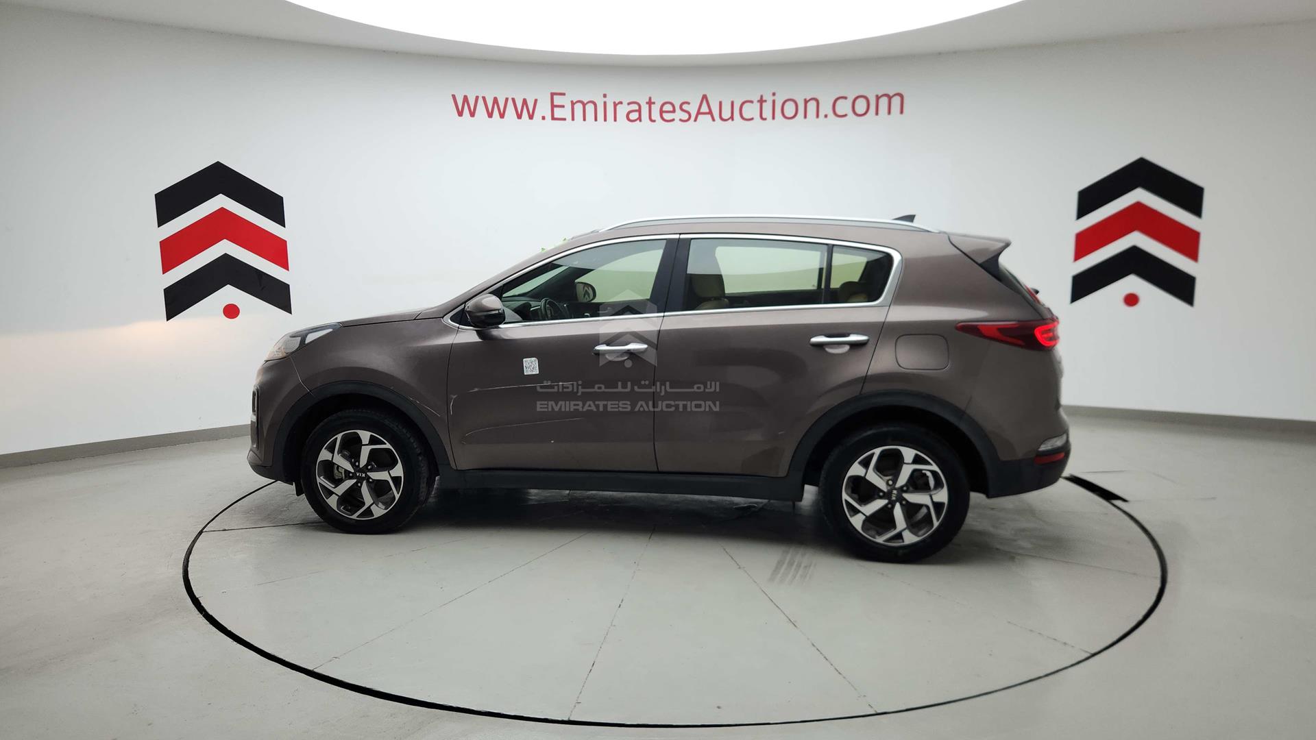 2020 KIA SPORTAGE VIN: U5YPH8141LL777526