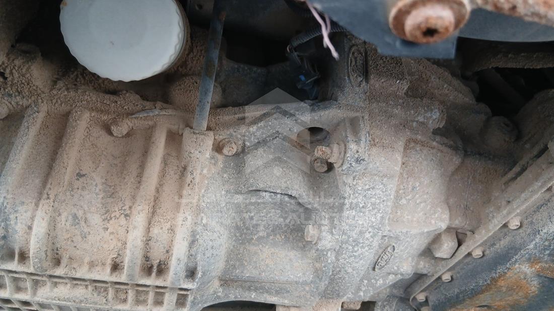 2006 Ford Focus — Engine Bay — Photo 27