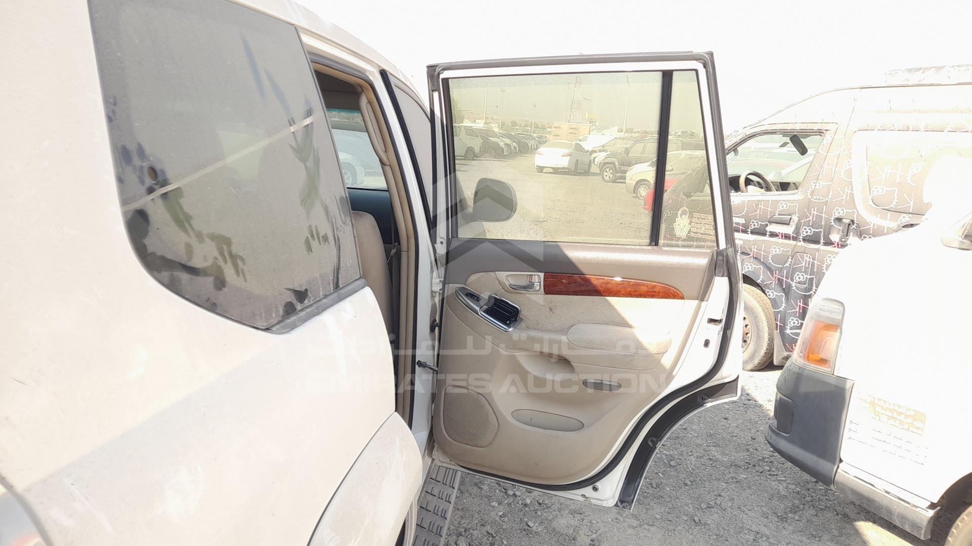 2007 TOYOTA PRADO VIN: JTEBU25J275071560