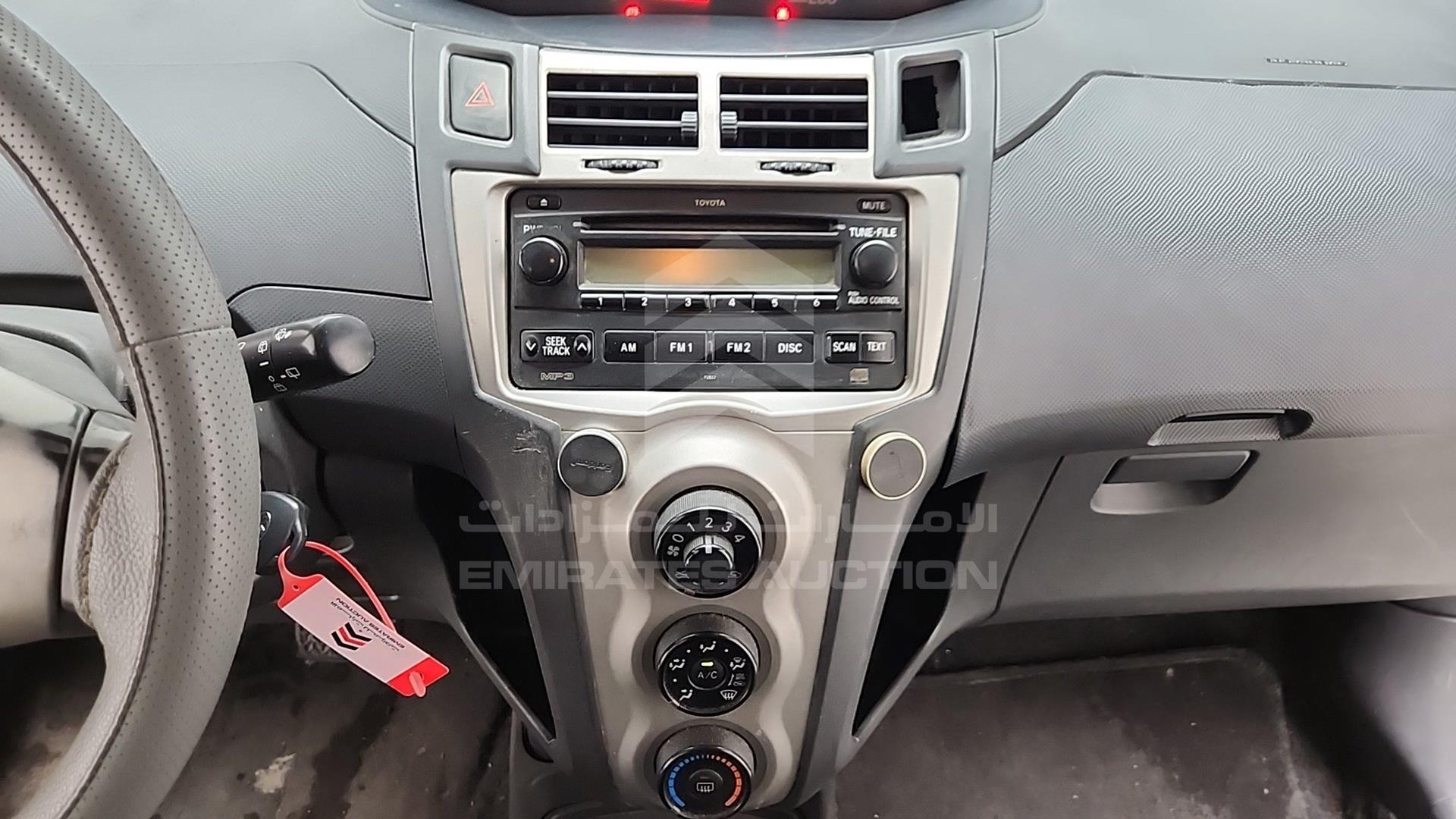 2009 TOYOTA YARIS VIN: JTDKW923X95118012