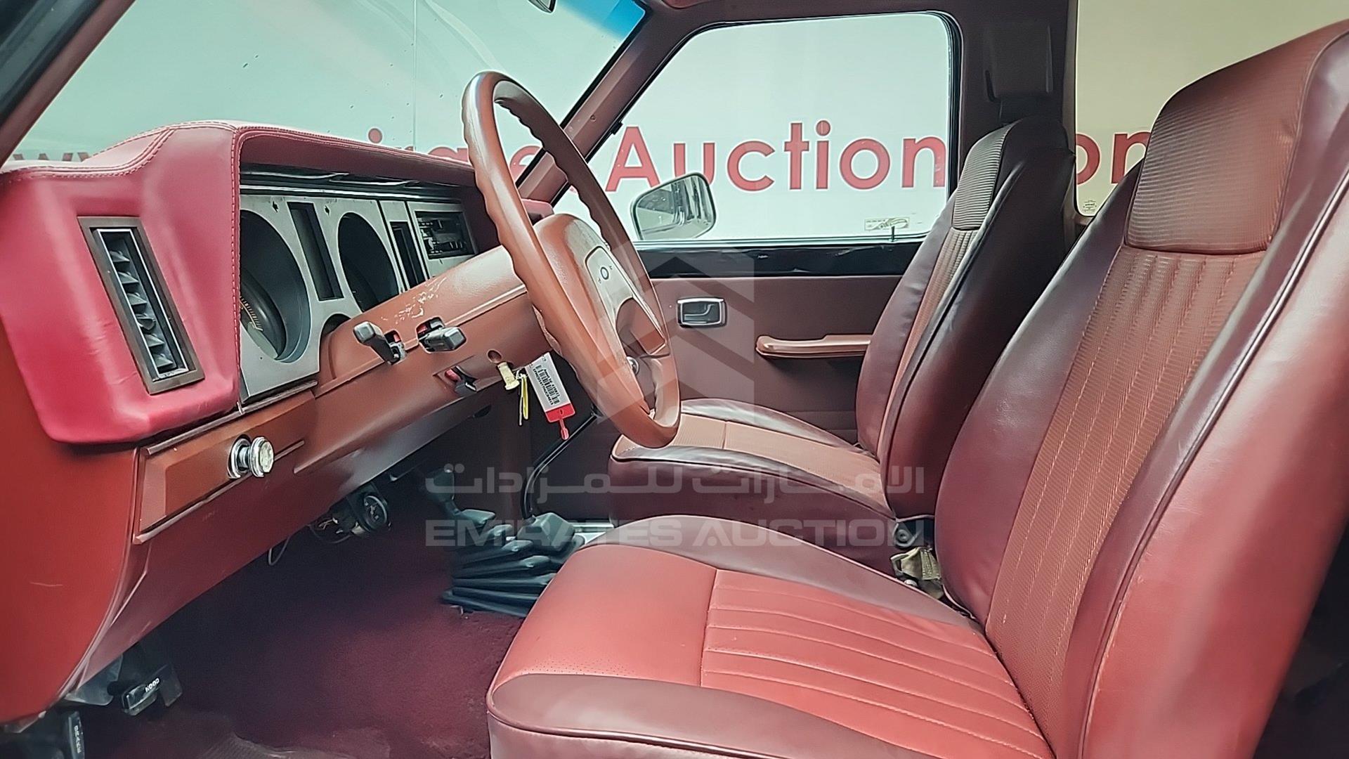 1987 FORD BRONCO VIN: 1FMCU14T7HUC04015