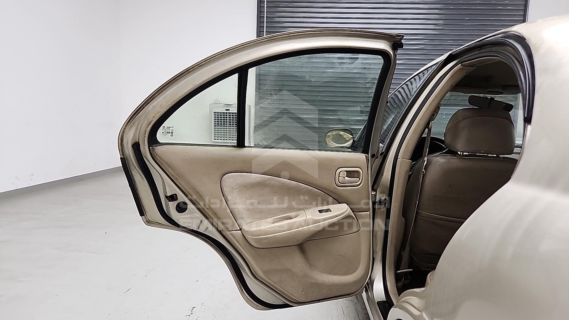 2003 NISSAN SUNNY VIN: JN1FN61C93W015253