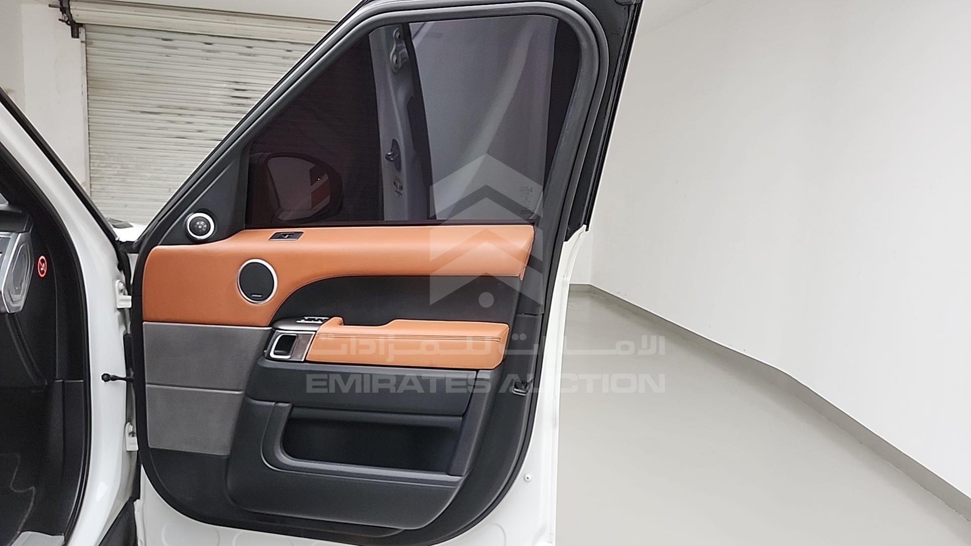 2014 RANGE ROVER SPORT VIN: SALWA2EF8EA305921