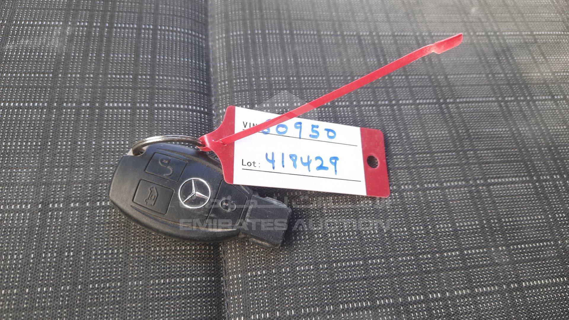 2019 MERCEDES VITO VIN: WD4WG3E1XK3560950