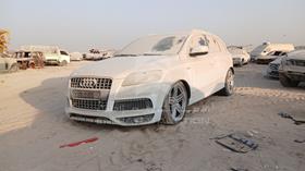 2013 Audi Q7 — Front Left Angle — Photo 4 — Thumbnail