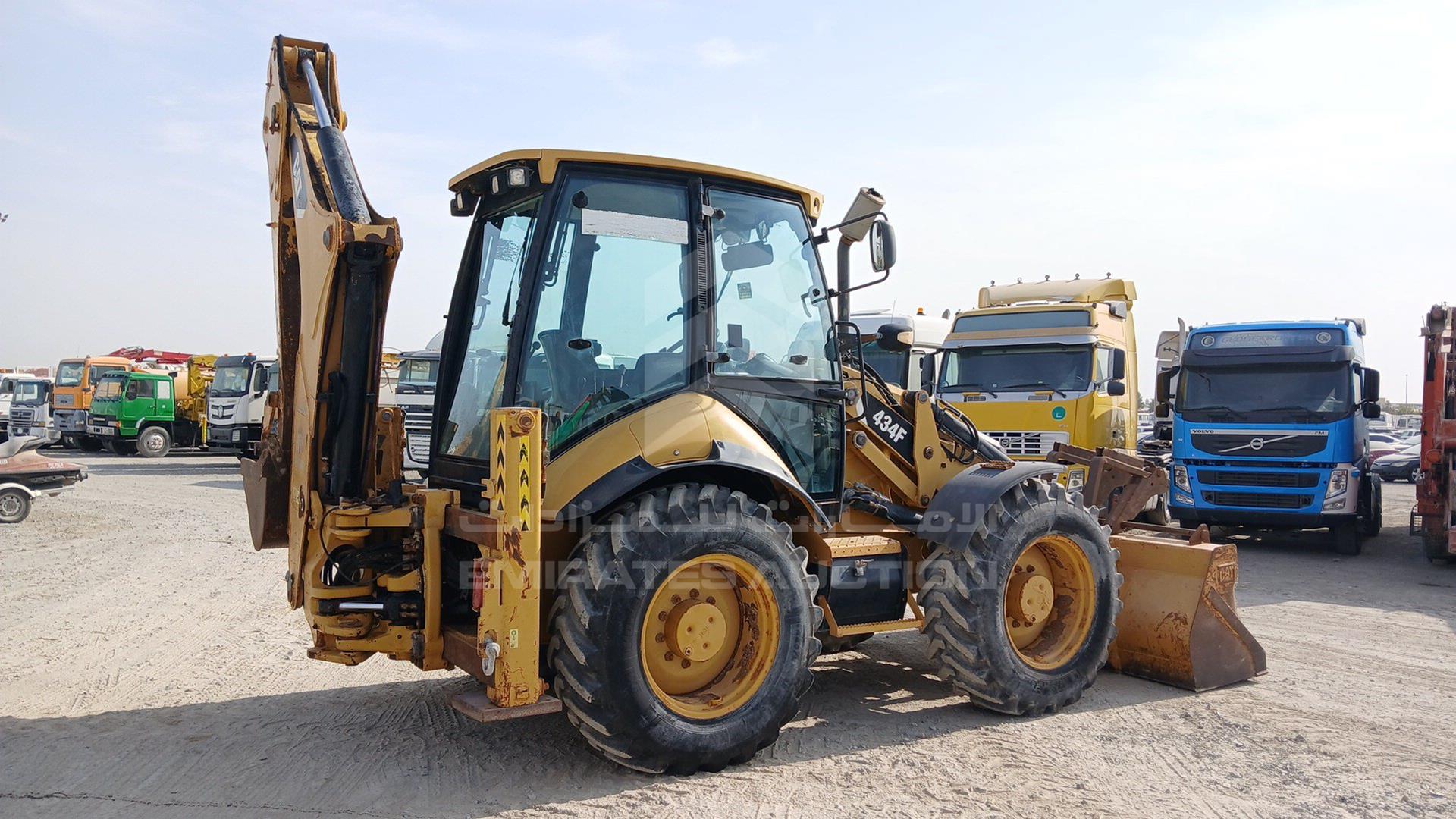 2013 CATERPILLAR --- VIN: CAT0434FJLDH00154