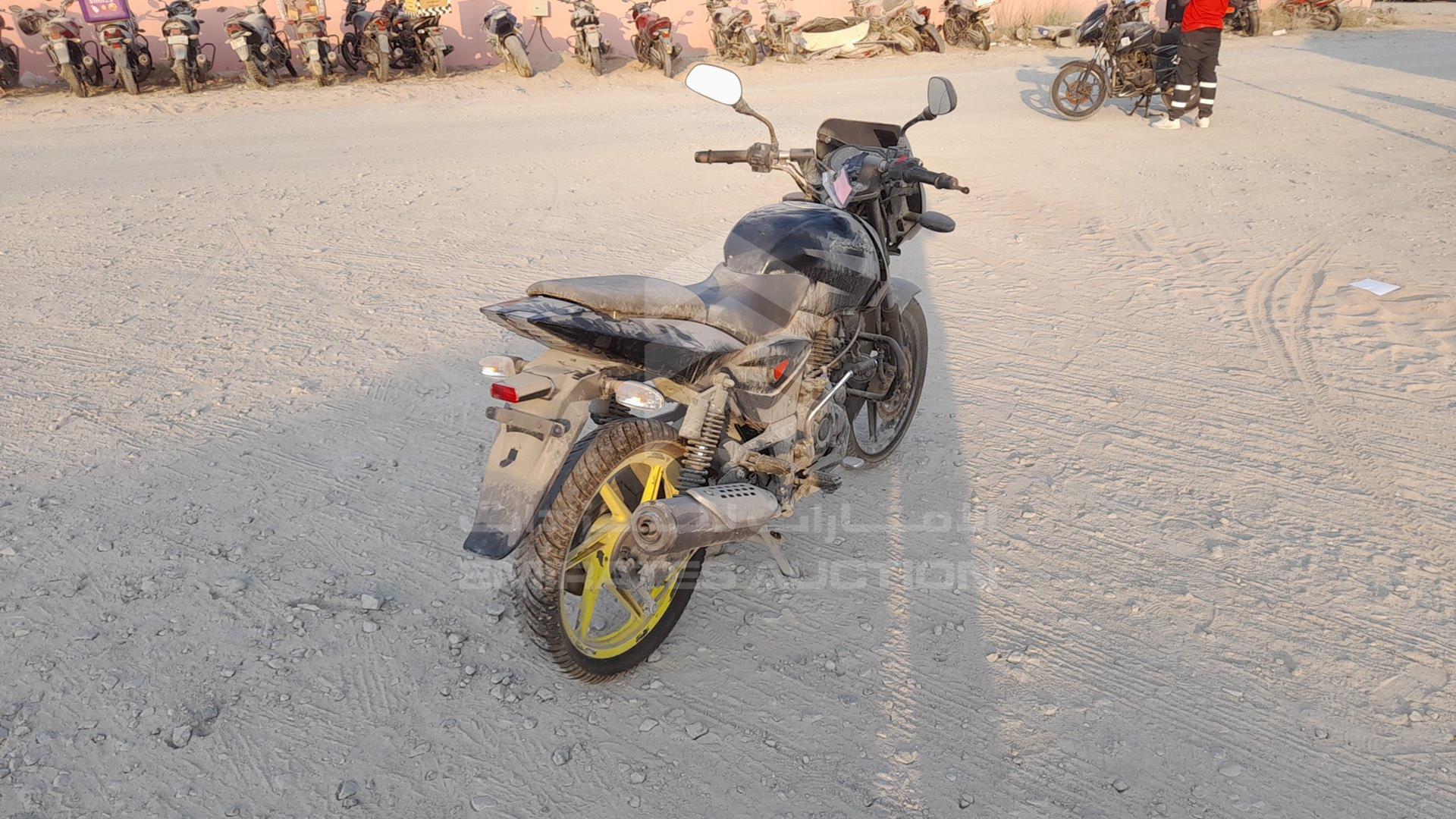 2021 BAJAJ PULSAR 150 VIN: MD2A11CX0MCF13024
