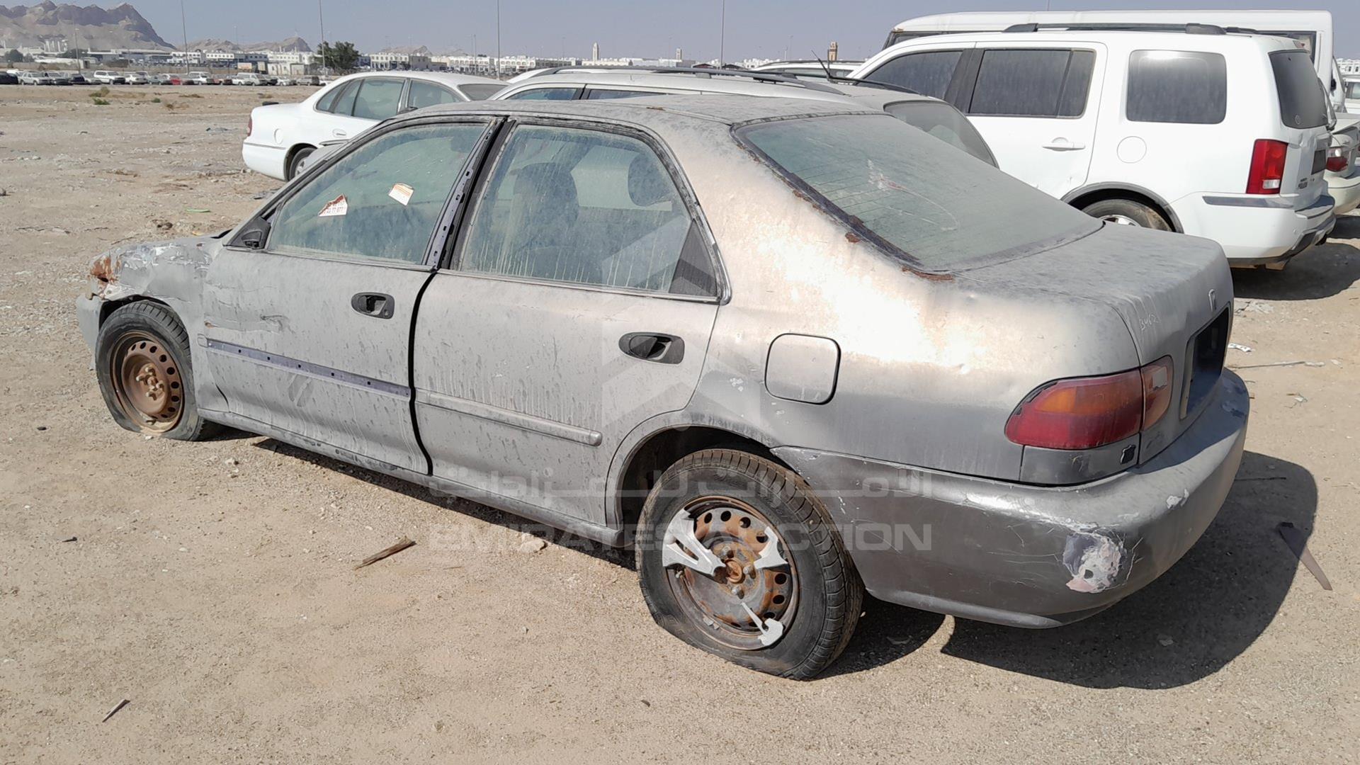 0 HONDA CIVIC VIN: 1HGEG8644SL023357