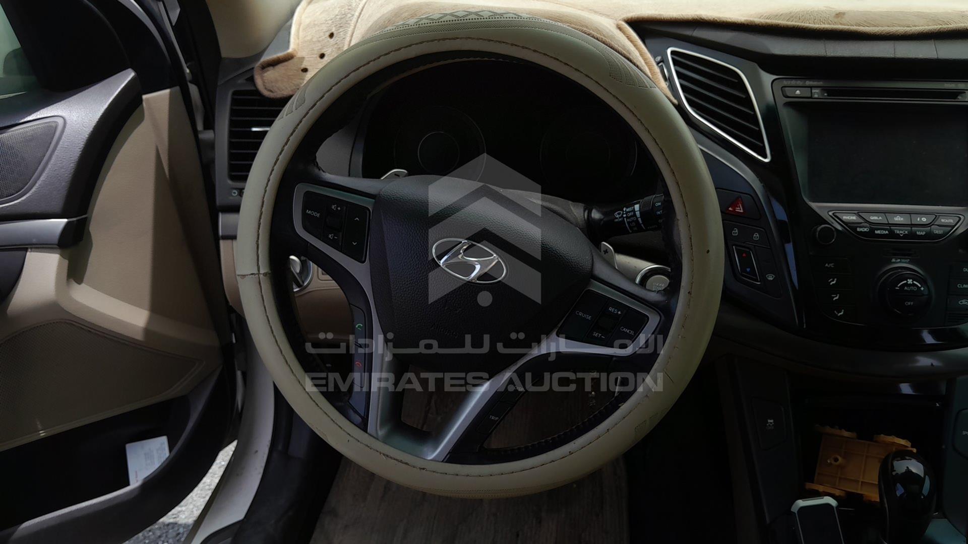 2014 HYUNDAI I40 VIN: KMHLC81C3EU063018