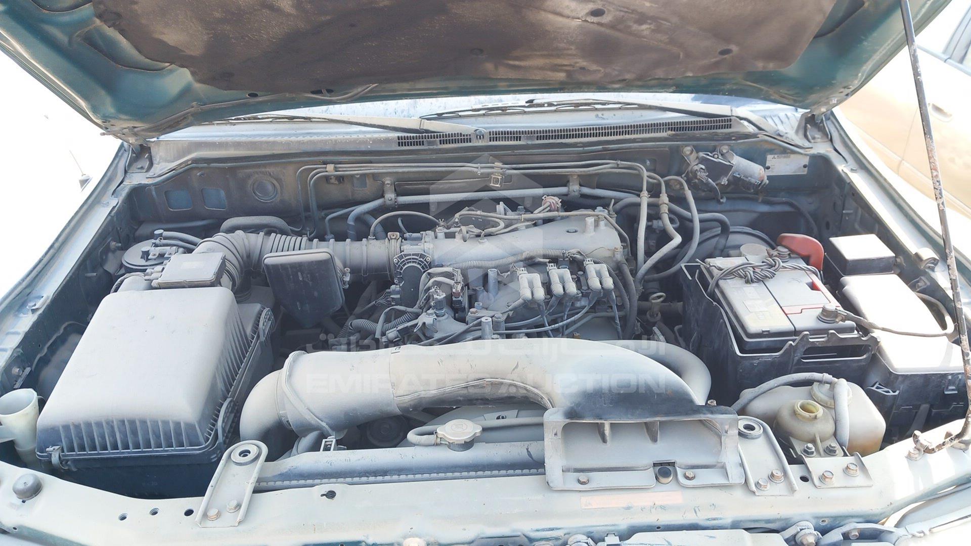 2005 MITSUBISHI PAJERO VIN: JE4MR62M05J708962