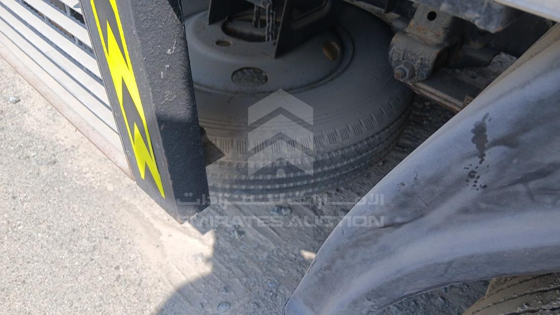 2014 Isuzu NMR — Spare Tyre — Photo 19