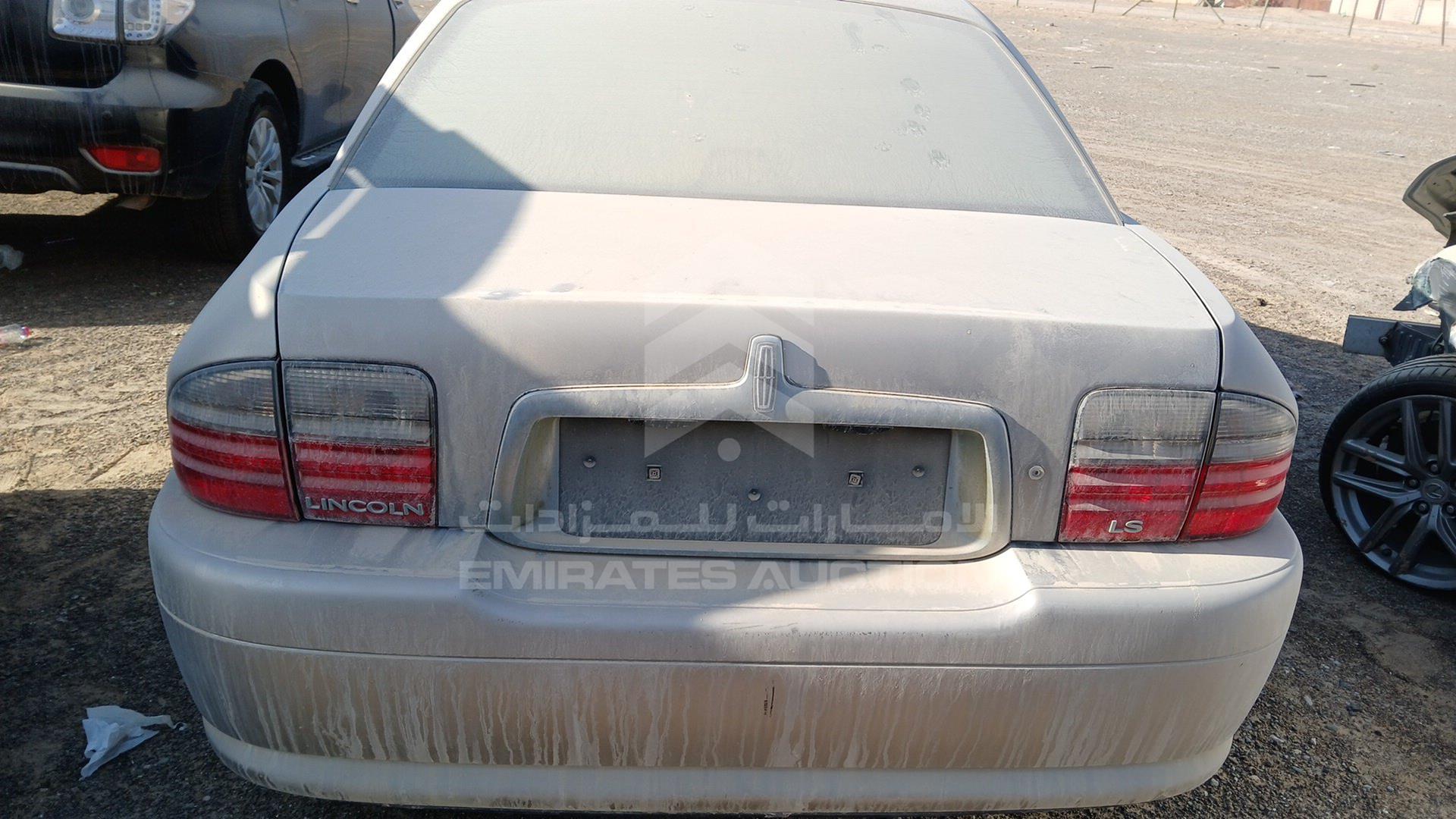 2000 LINCOLN MKZ VIN: 1LNHM86S5YY777894