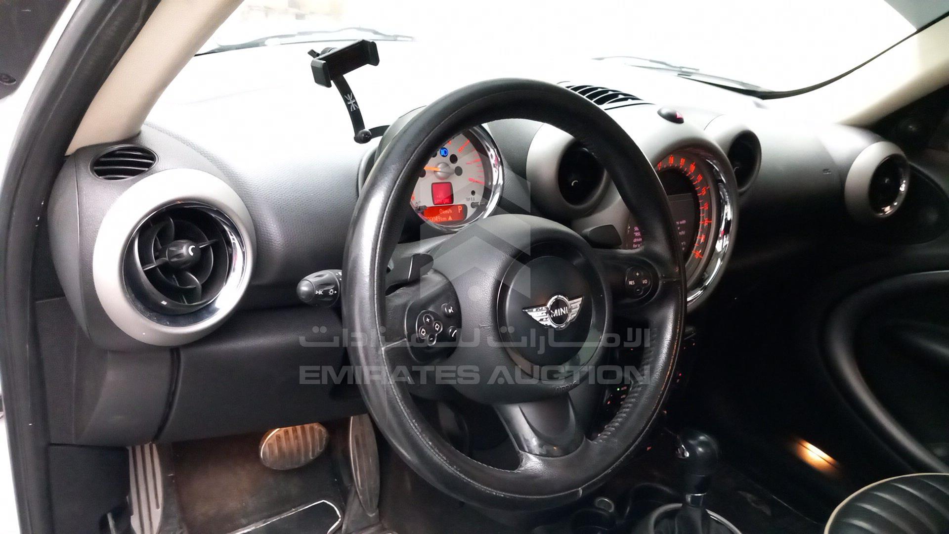2012 MINI COOPER VIN: WMWZC3C55CWL81902