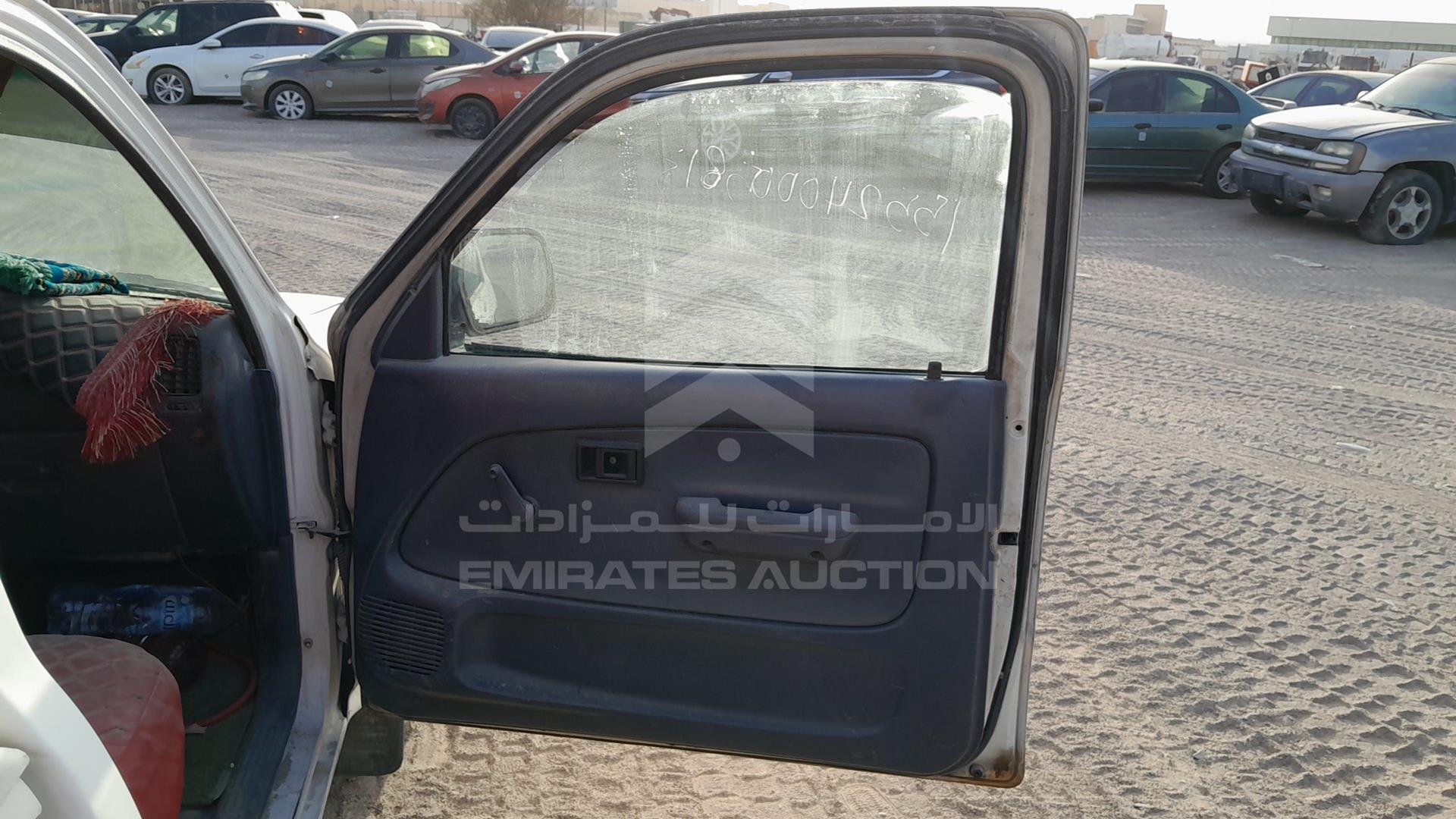 1999 TOYOTA HILUX VIN: JT4AG4262X0013352