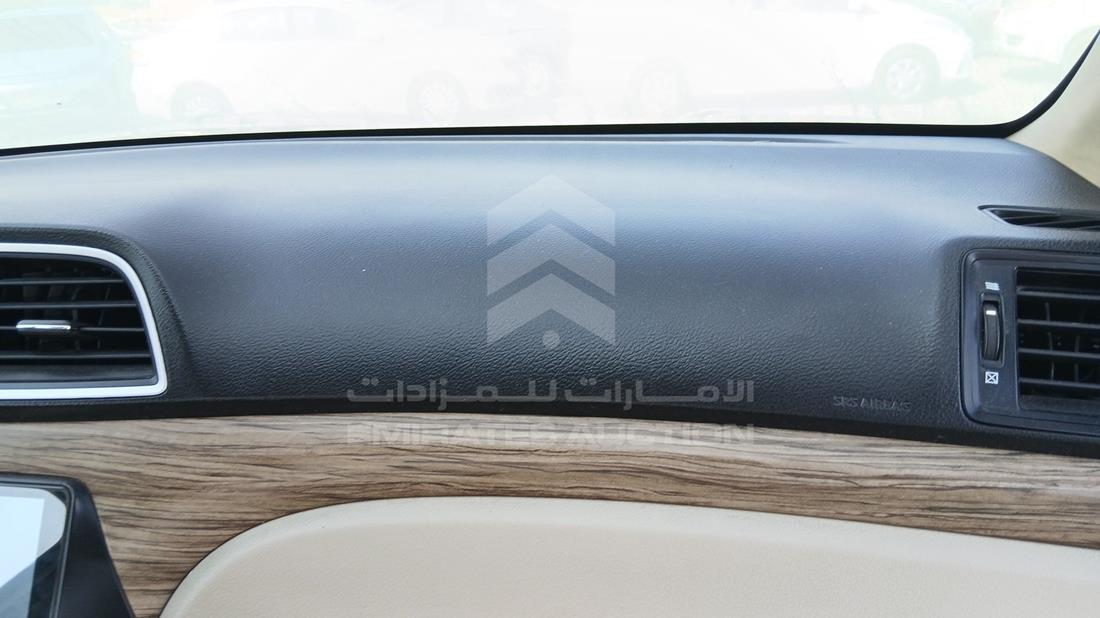 سوزوكي سياز 2023 — زاوية واجهة الراكب الأمامي الأيمن — صورة 27