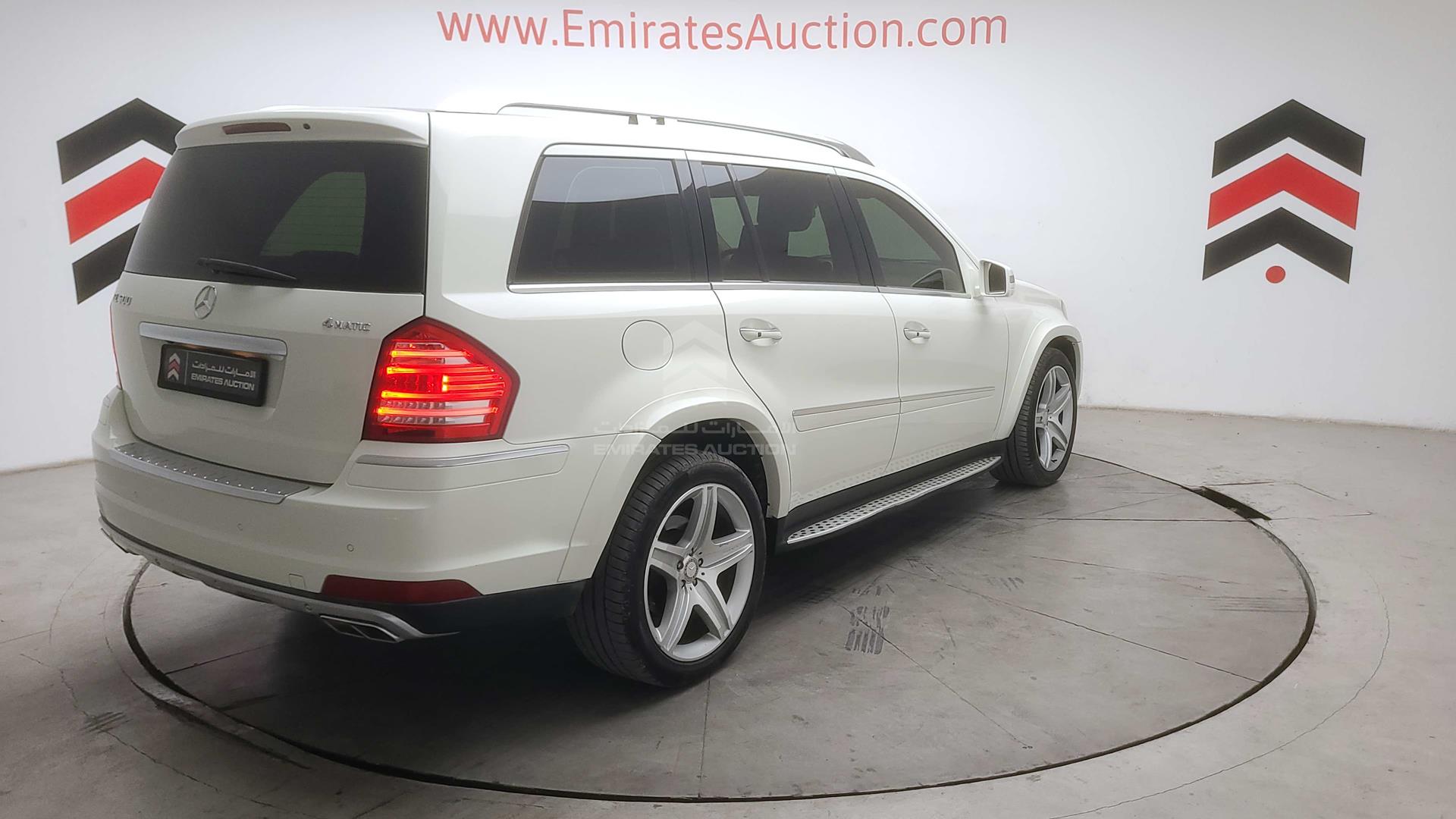 2011 MERCEDES GL 500 VIN: WDCBF8GE2BA653329