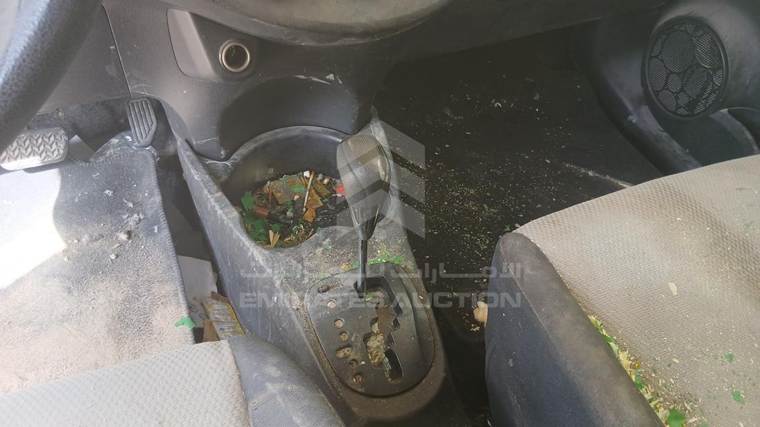 تويوتا ياريس 2014 — زاوية ناقل الحركة — صورة 17