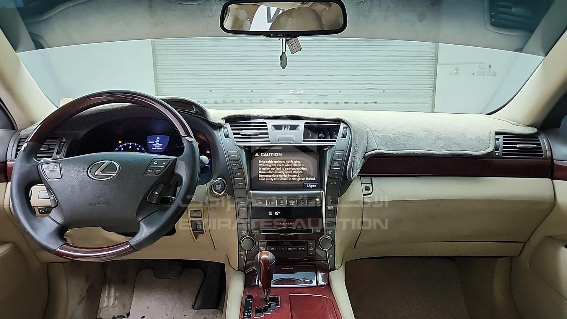 2009 LEXUS LS 460 VIN: JTHBM46F595085349