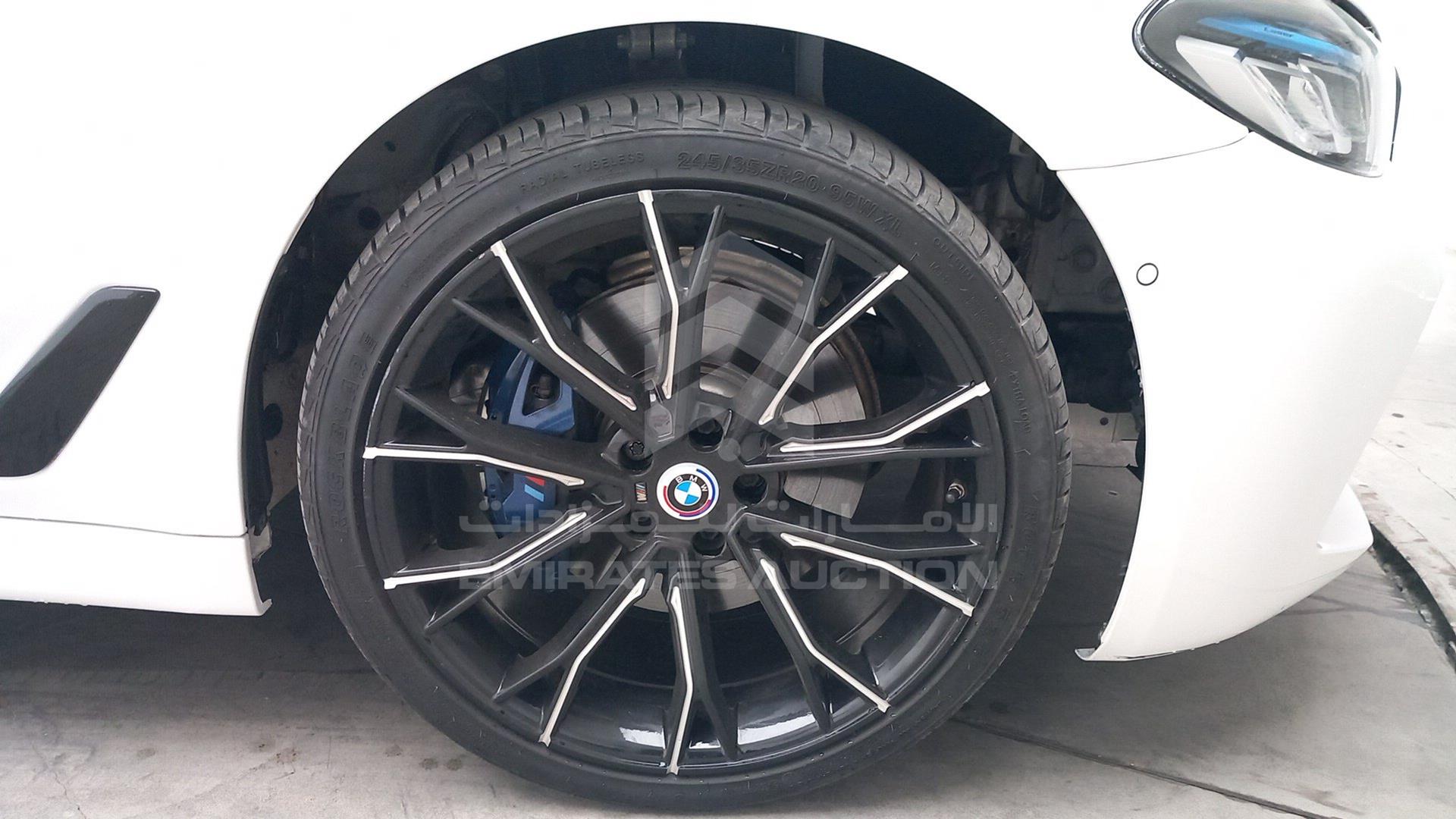 2018 BMW 530 VIN: WBAJA5105JG876579