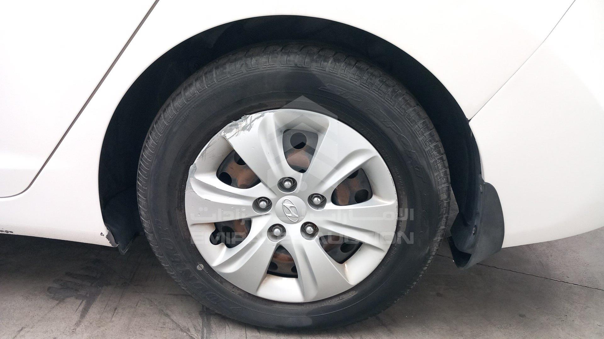 2015 HYUNDAI ELANTRA VIN: KMHDG41C9FU275960