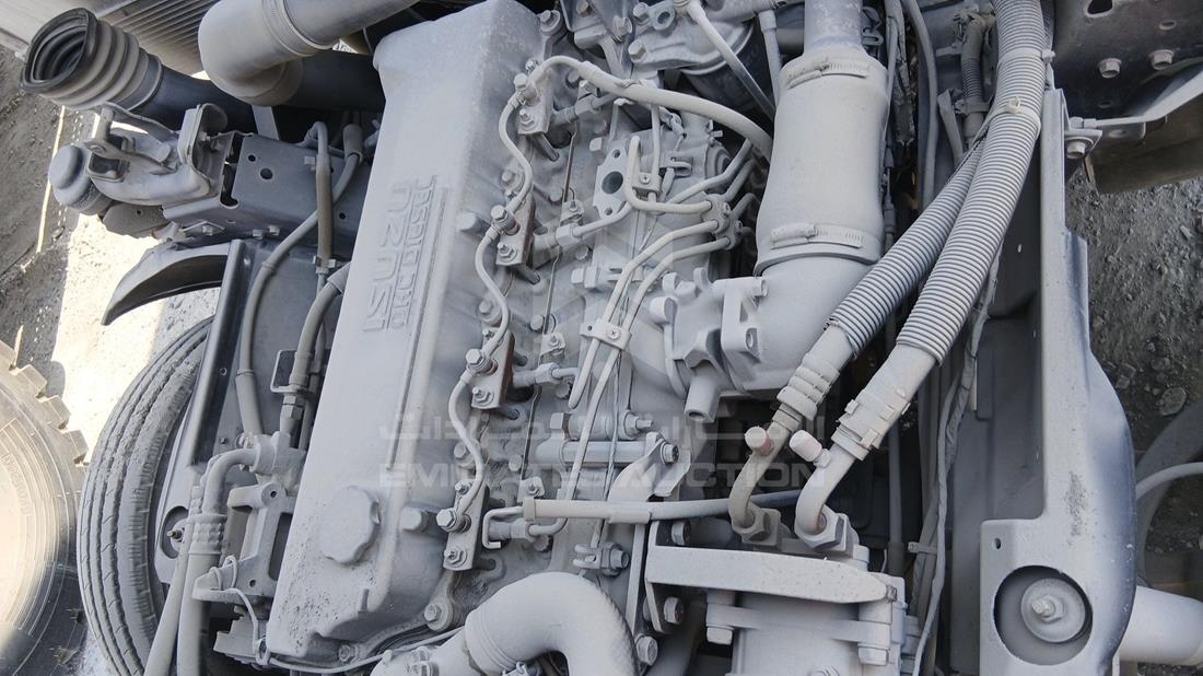 2014 Isuzu NMR — Engine Bay — Photo 26