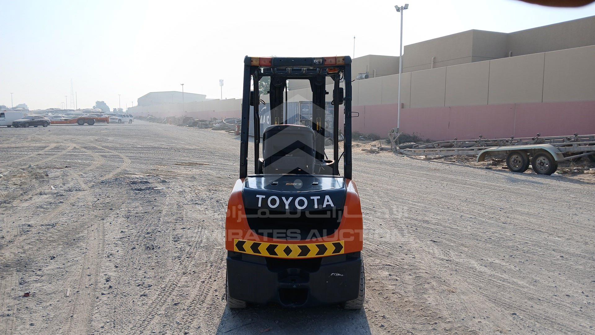 2013 TOYOTA FORKLIFT VIN: 308FGJ3533318