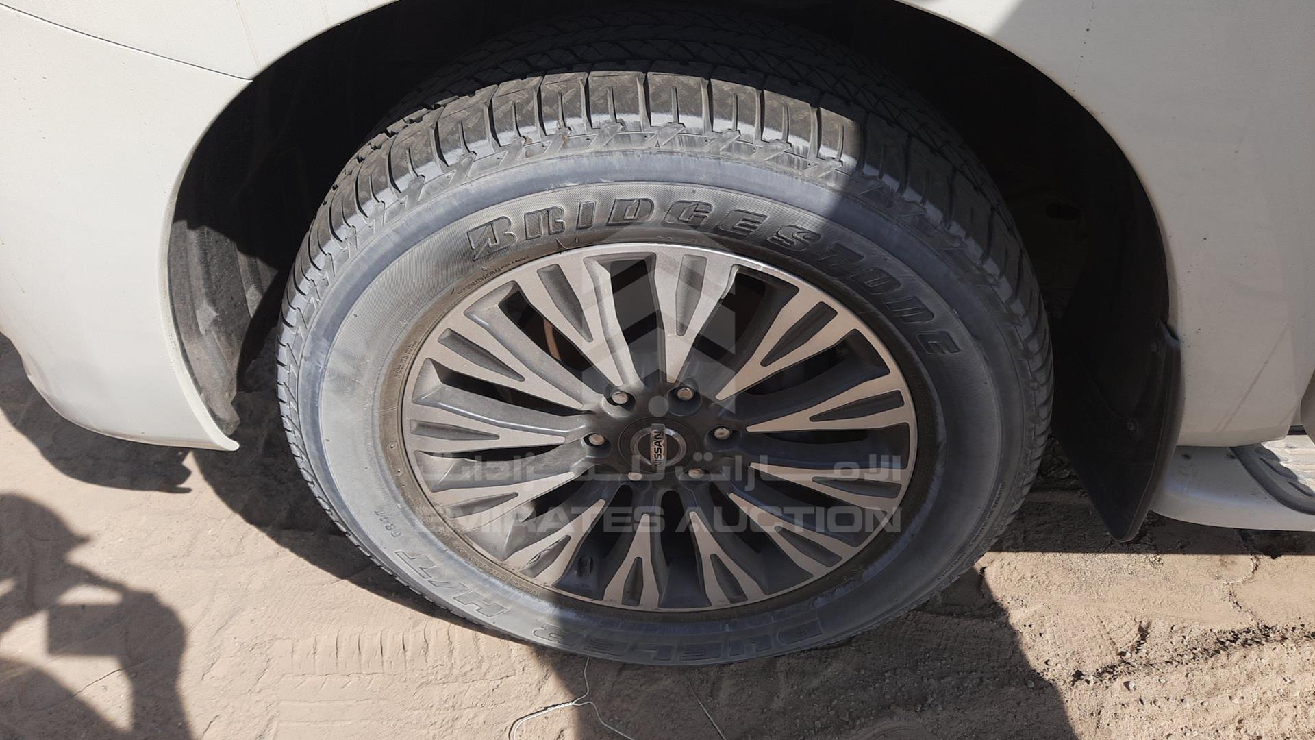 2015 NISSAN PATROL VIN: JN8AY2NYXF9125037