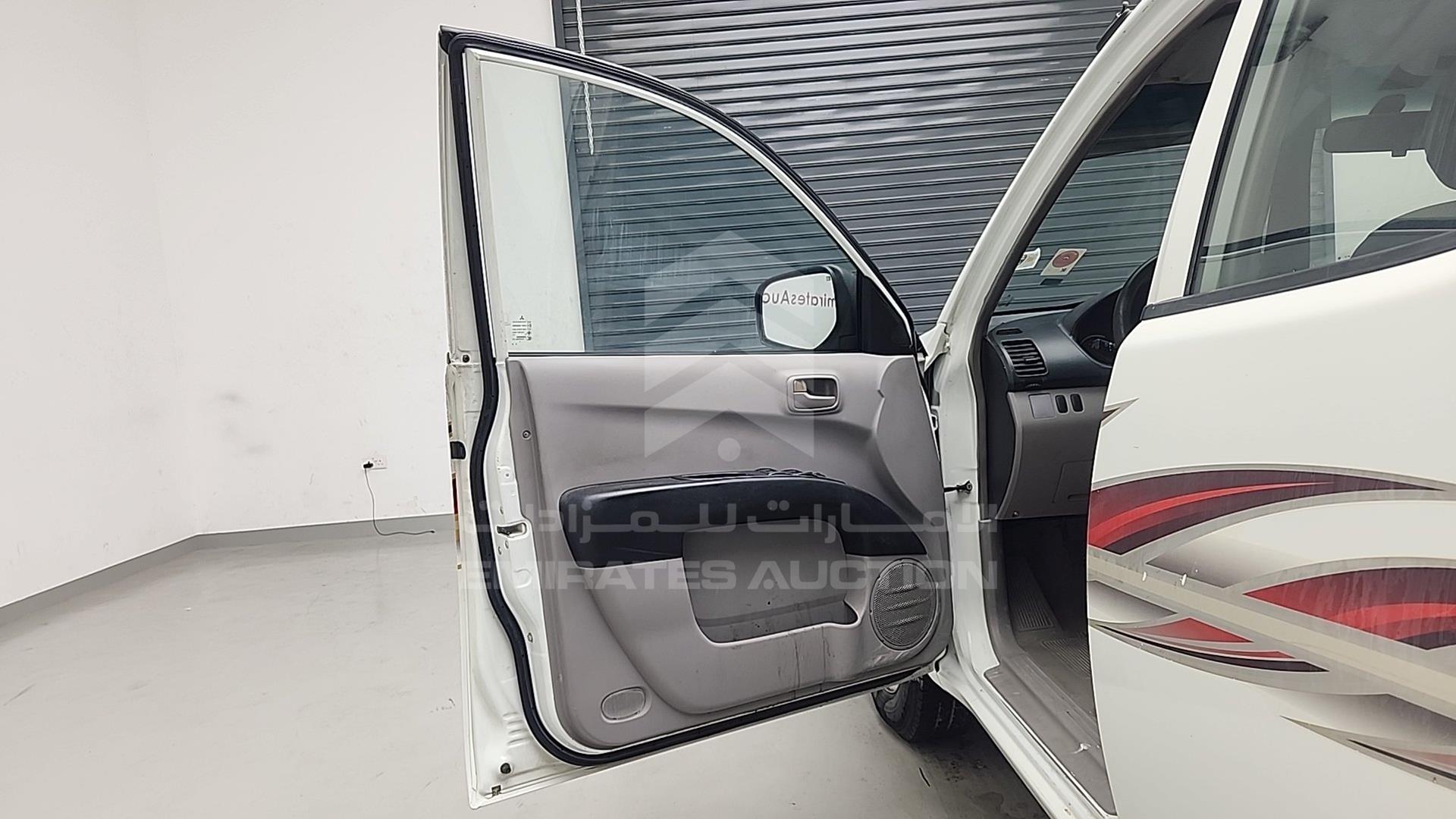 2013 MITSUBISHI L 200 VIN: MMBJNKA50DD023046