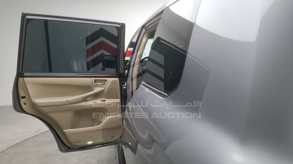 JTJHY00W3A4043674 Lexus LX 570