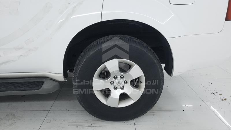 VSKLR11A3EA543133 Auction: EmiratesAuction Lot: 405690 VSKLR11A3EA543133 Nissan Pathfinder 2014 WHITE Photo 30