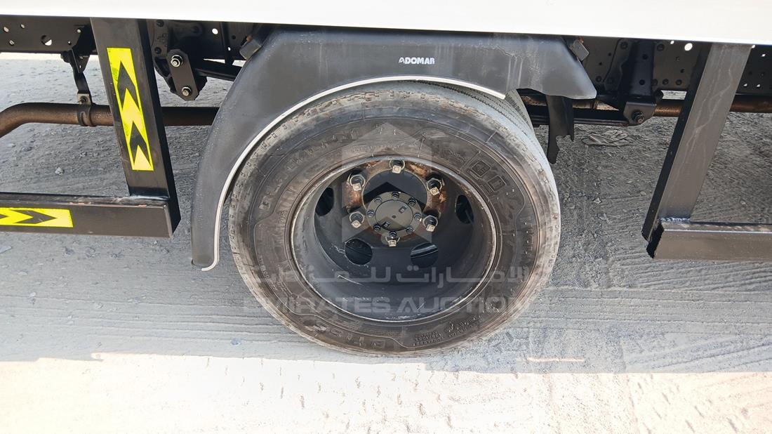 2025 Isuzu NPR — Rear Right Tyre — Photo 38