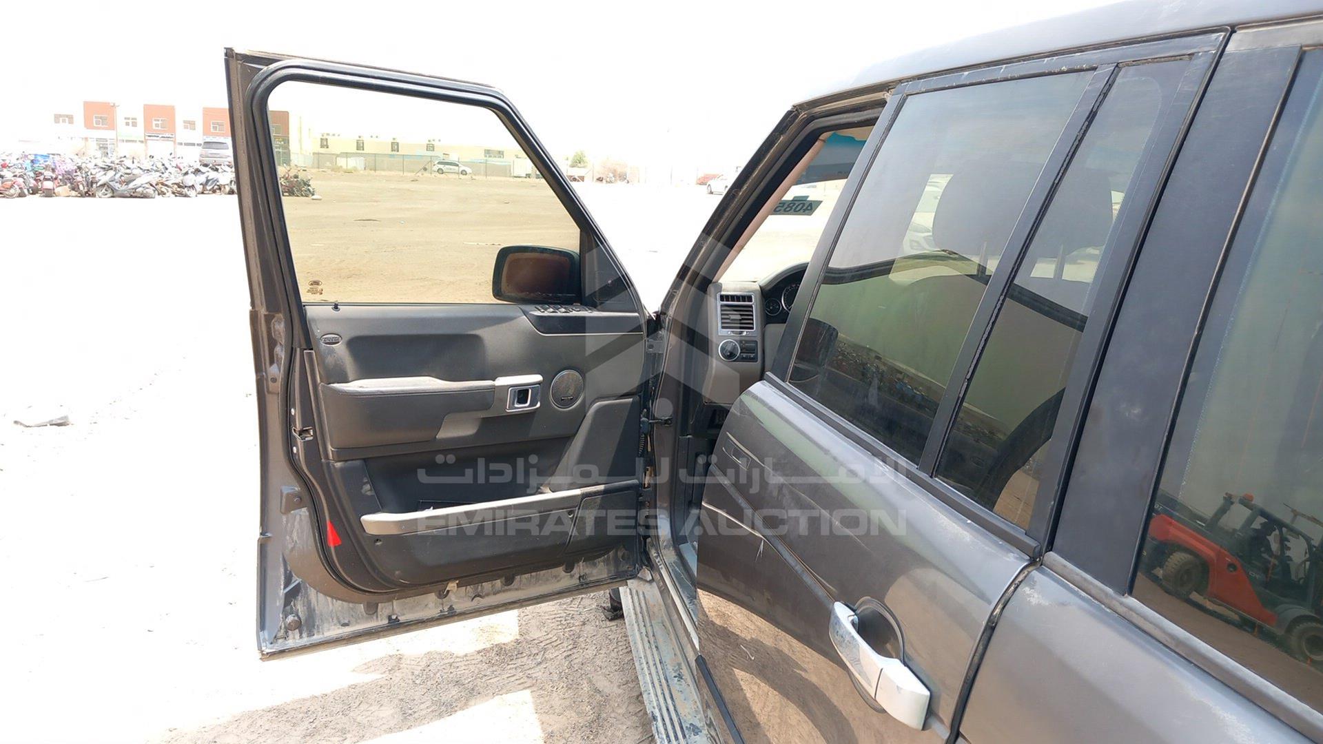 2005 RANGE ROVER HSE VIN: SALLMAMA45A189270