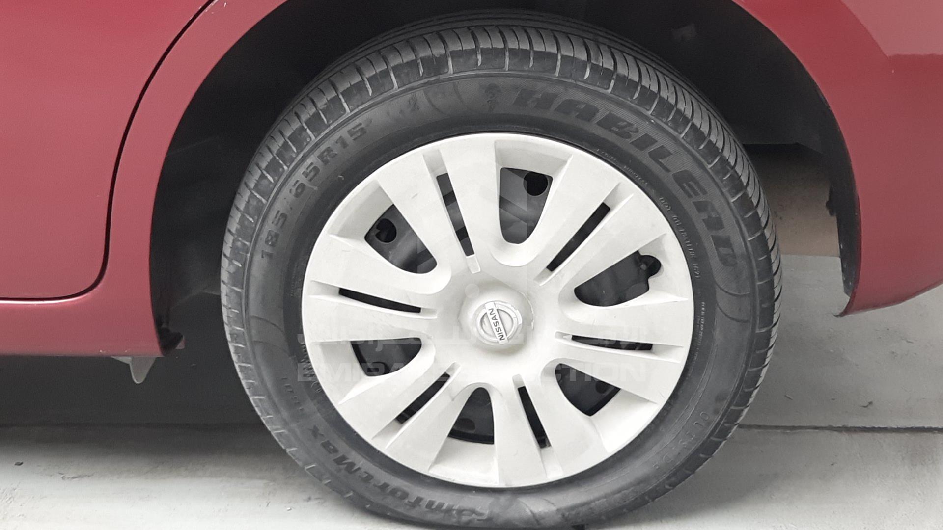 2016 NISSAN TIIDA VIN: MNTBC2C94G6010133
