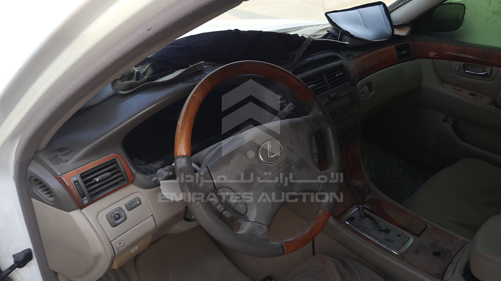 2002 LEXUS LS 430 VIN: JTHBN30FX20057338
