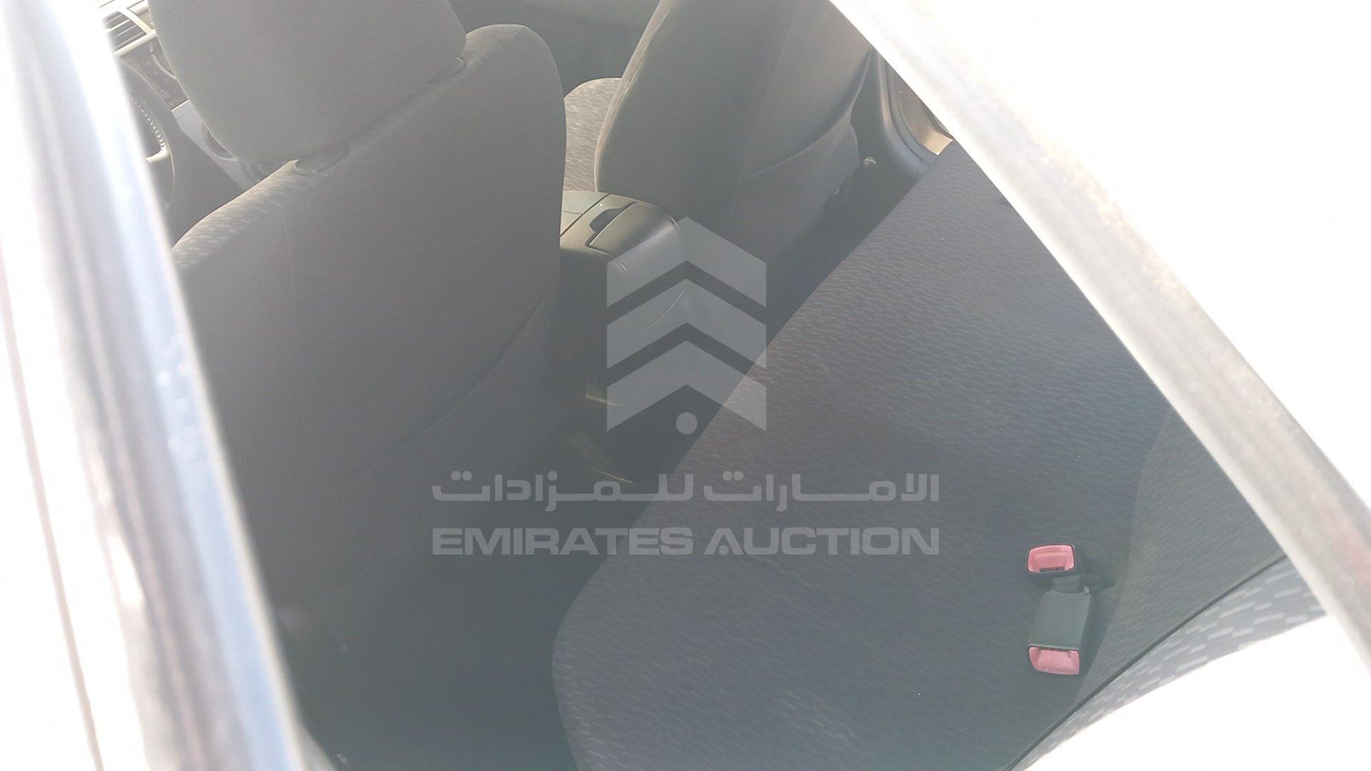 2011 TOYOTA YARIS VIN: JTDBW9236B4051565