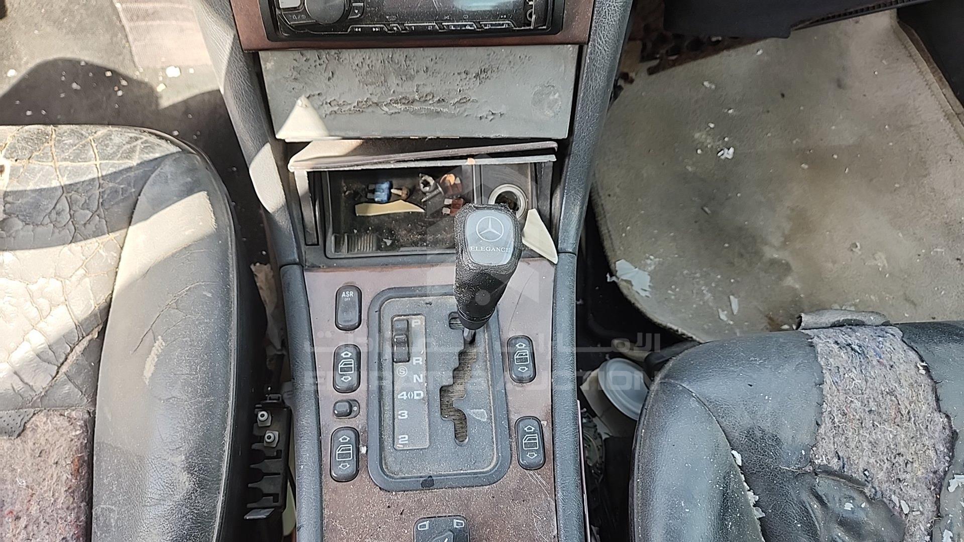 1997 MERCEDES E 280 VIN: WDB2100531A195754