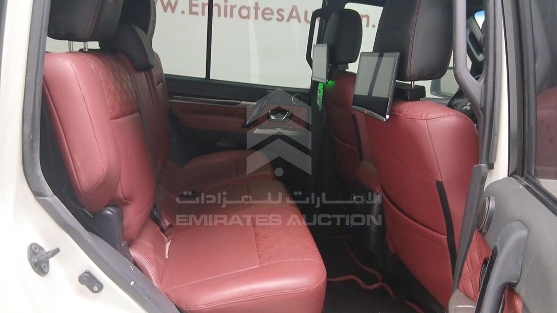 2020 Mitsubishi Pajero — Rear Right Passenger View — Photo 28