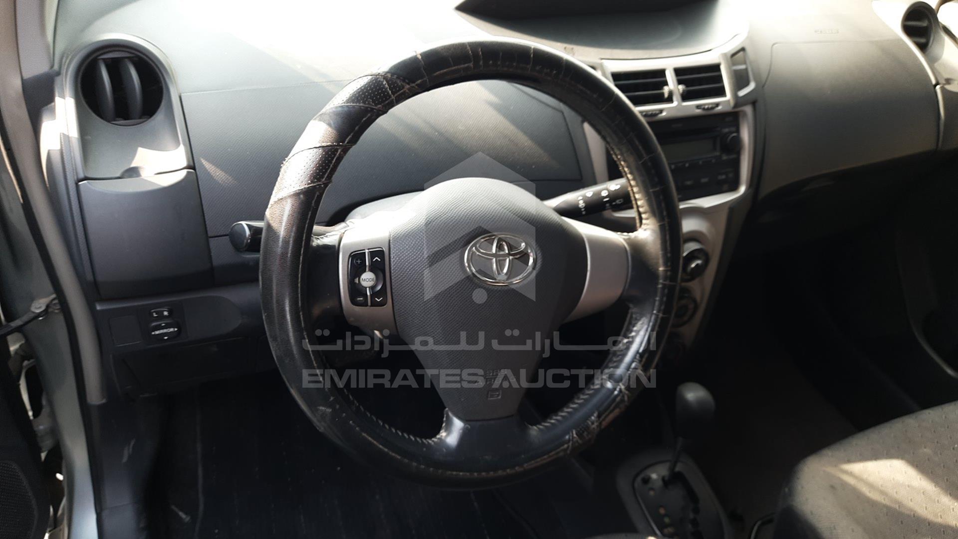 2011 TOYOTA YARIS VIN: JTDKW9231B5161885
