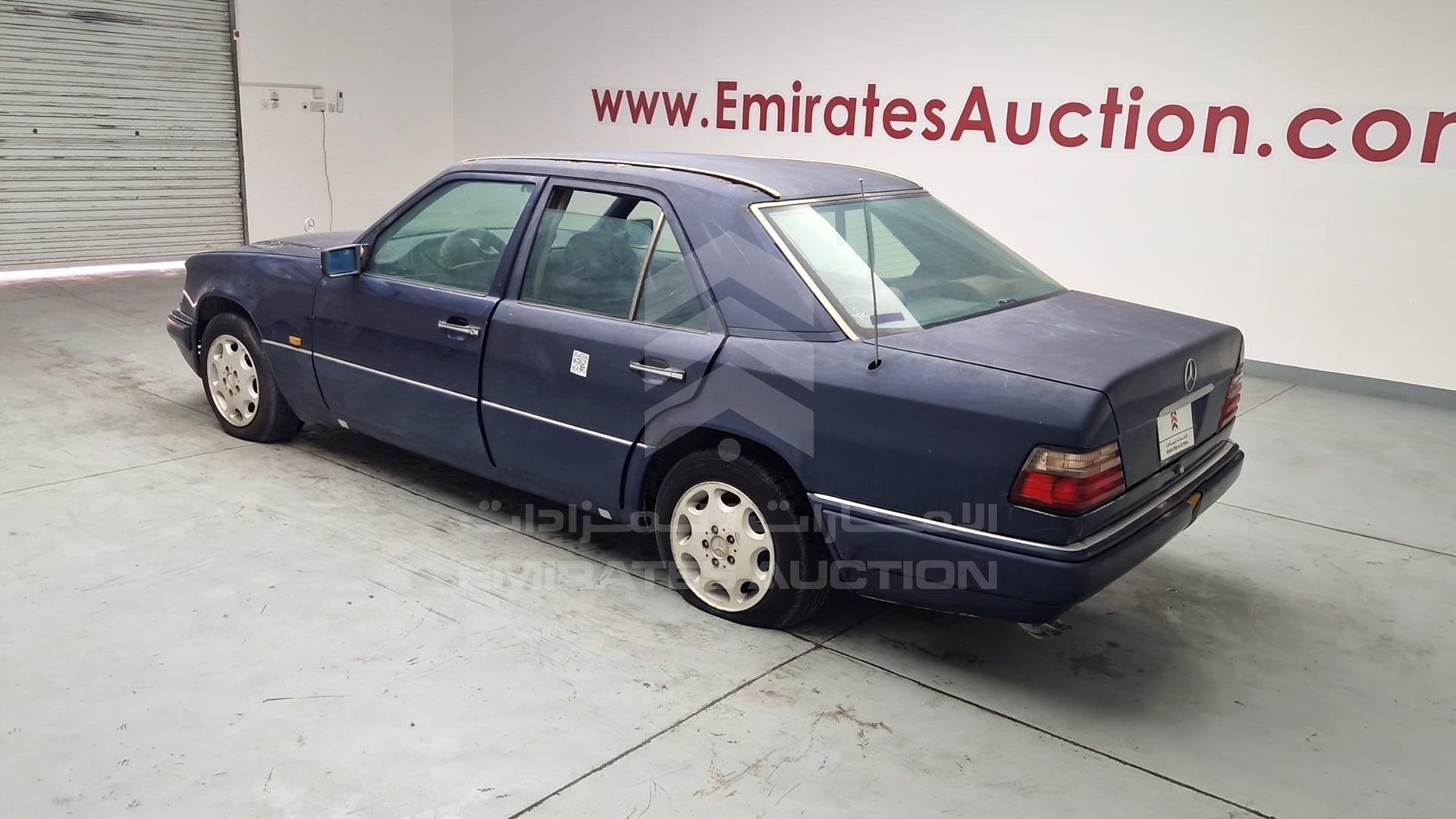 1995 MERCEDES E 280 VIN: WDB1240281C156311