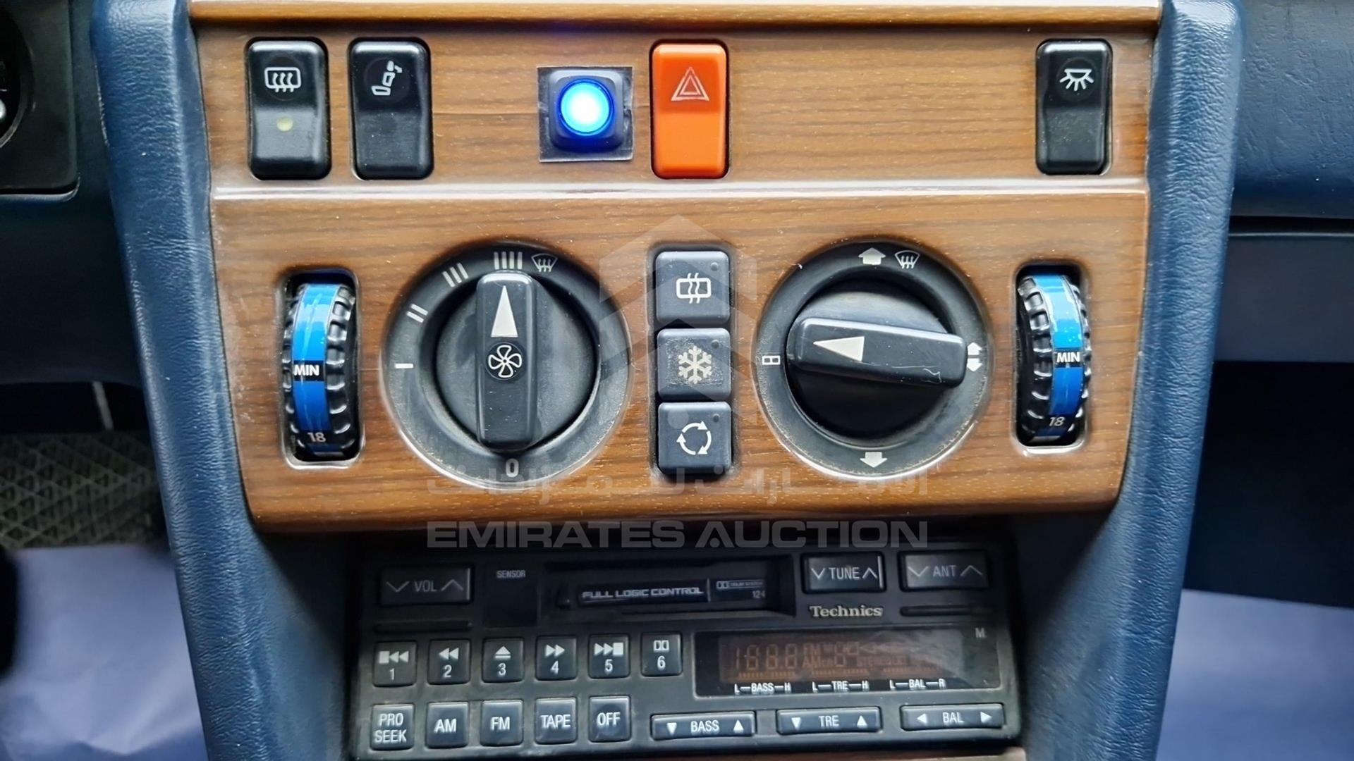 1989 MERCEDES 300 VIN: WDB1241331A953578