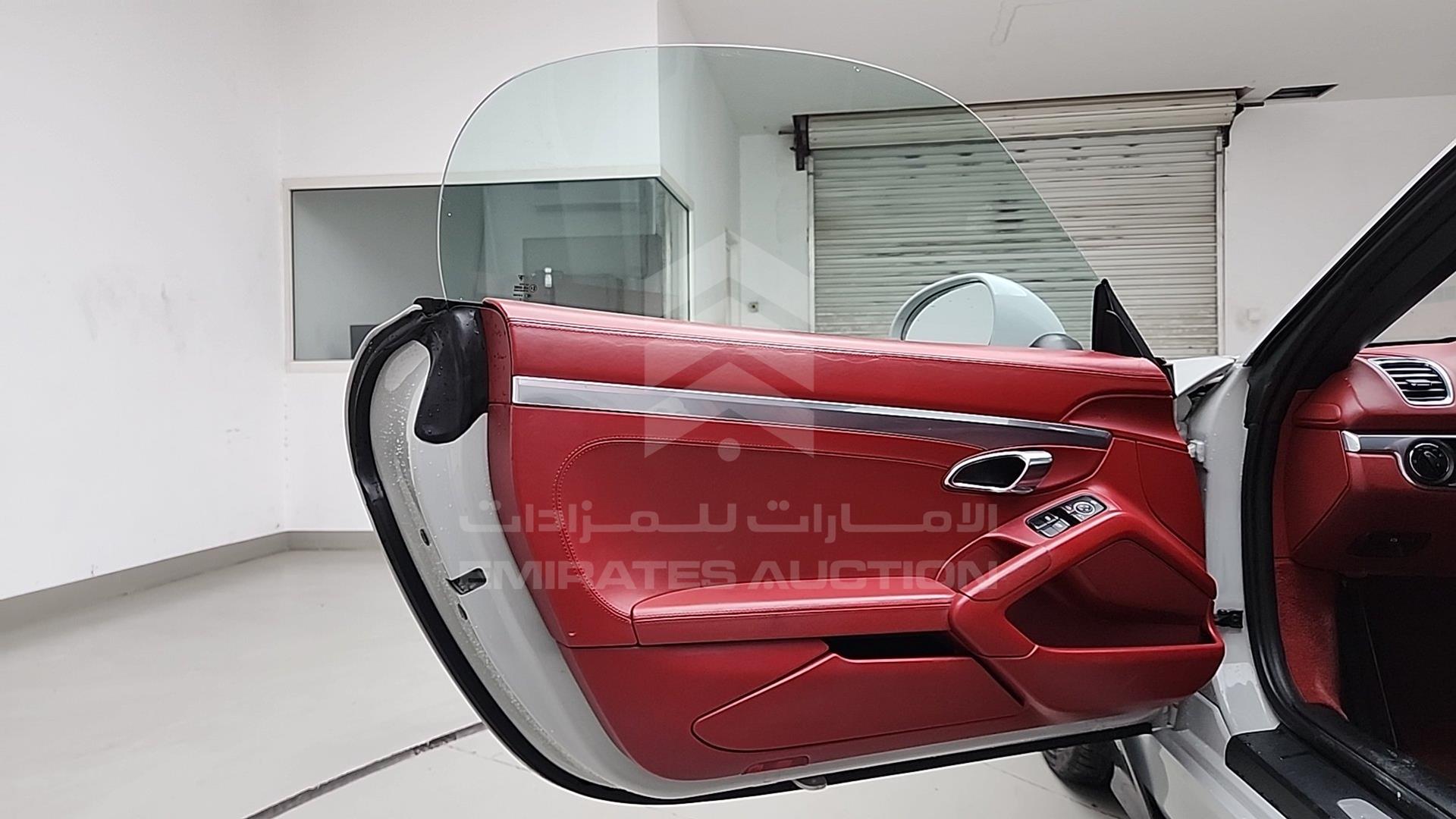 2013 PORSCHE BOXSTER VIN: WP0ZZZ98ZDS102162