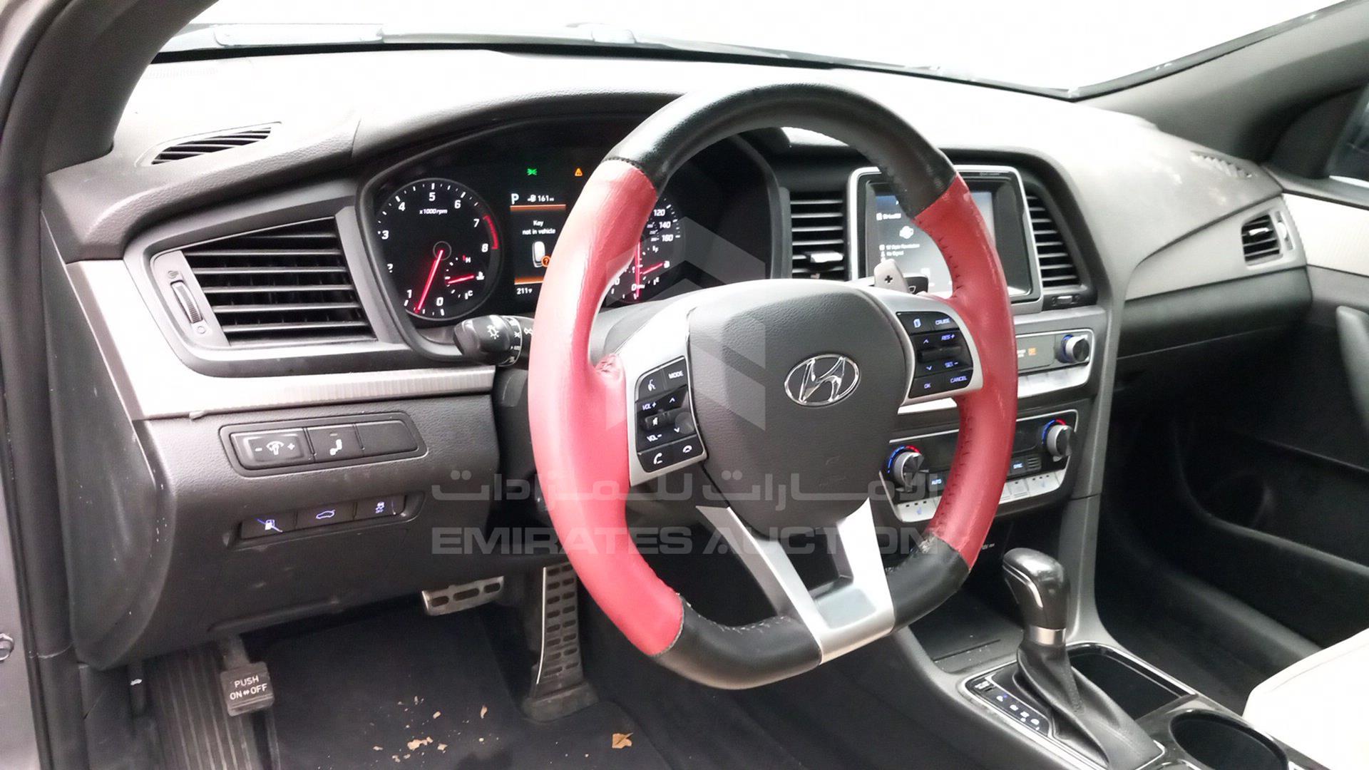 2019 HYUNDAI SONATA VIN: 5NPE34AFXKH740927
