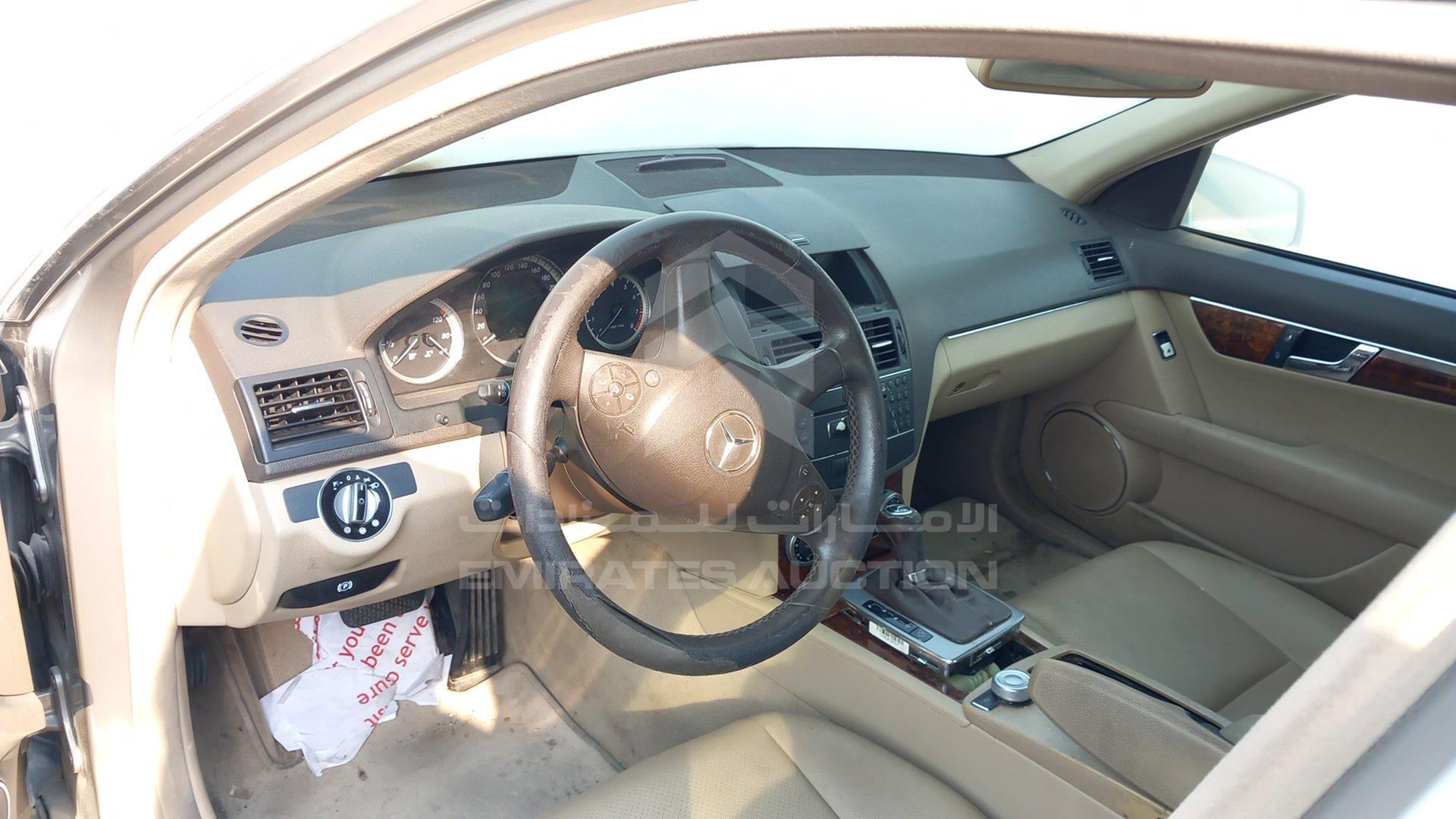 2009 MERCEDES C 180 VIN: WDDGF46X99A240024