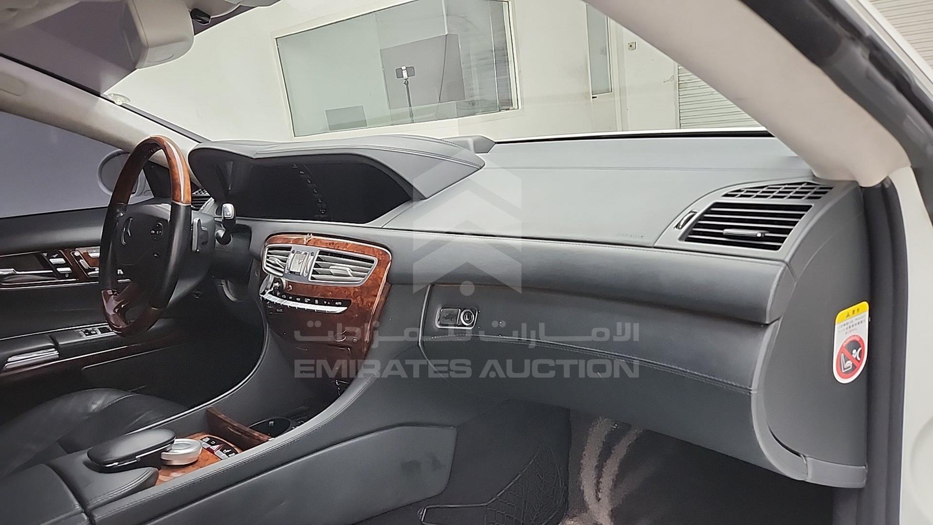 2010 MERCEDES CL 550 VIN: WDD2163711A020807