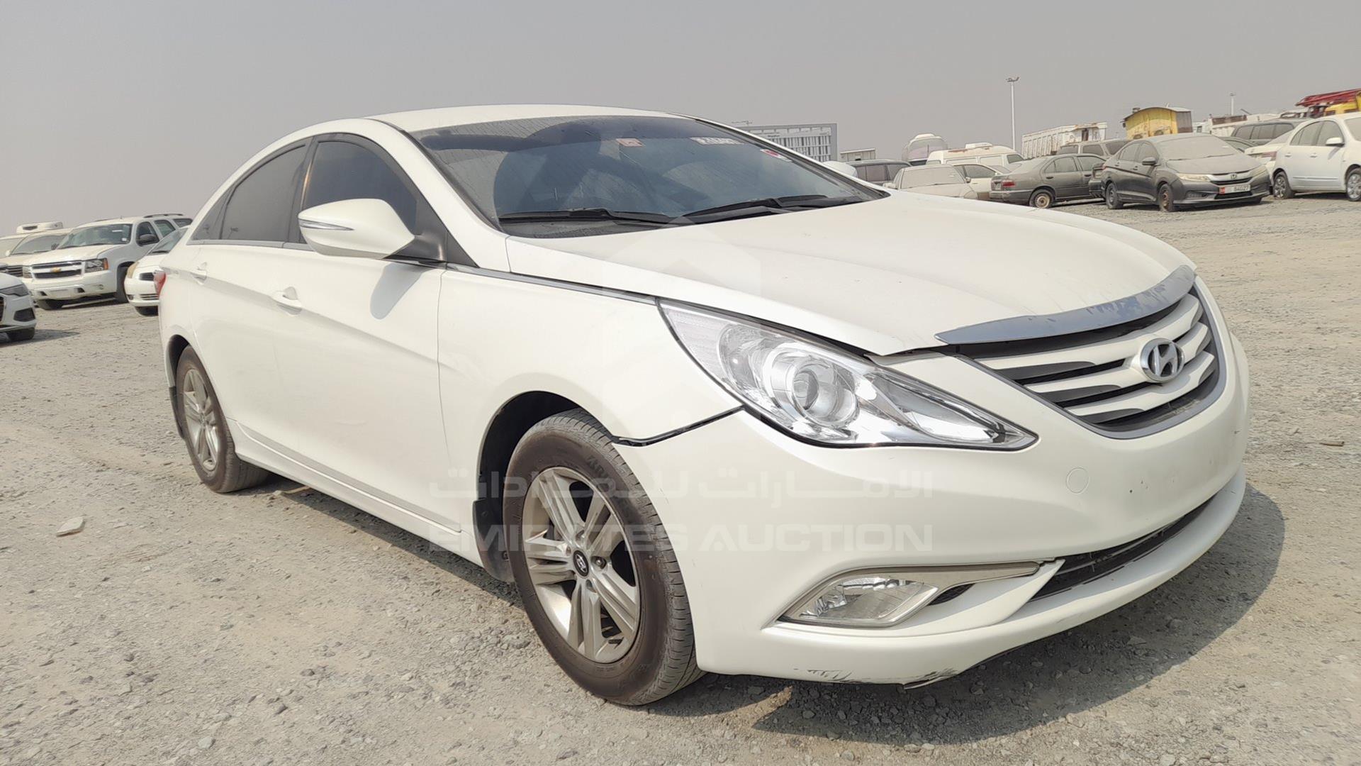 2014 HYUNDAI SONATA VIN: KMHEB41C7EA624987