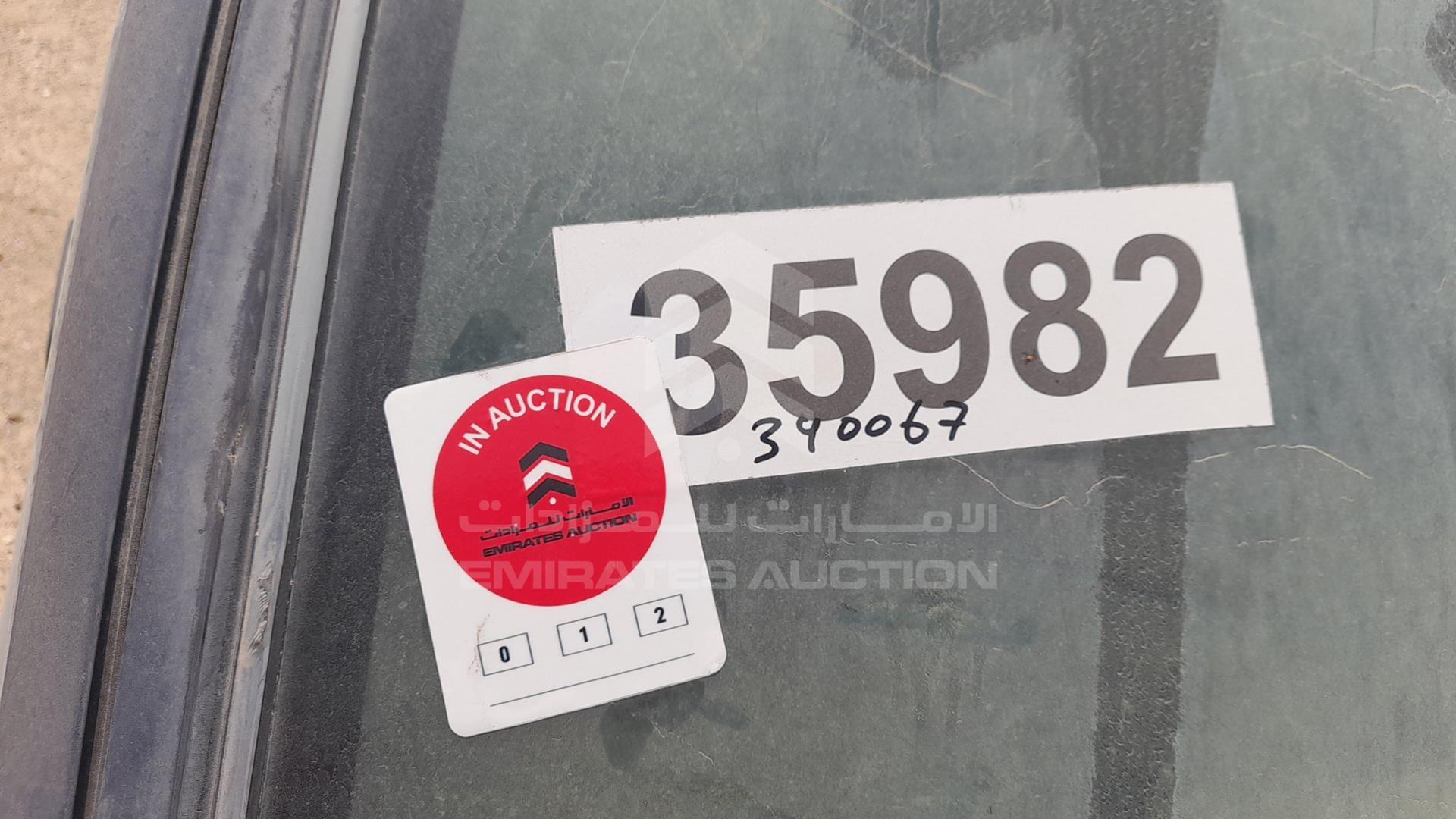 2004 TOYOTA HILUX VIN: JTFEE426040015871