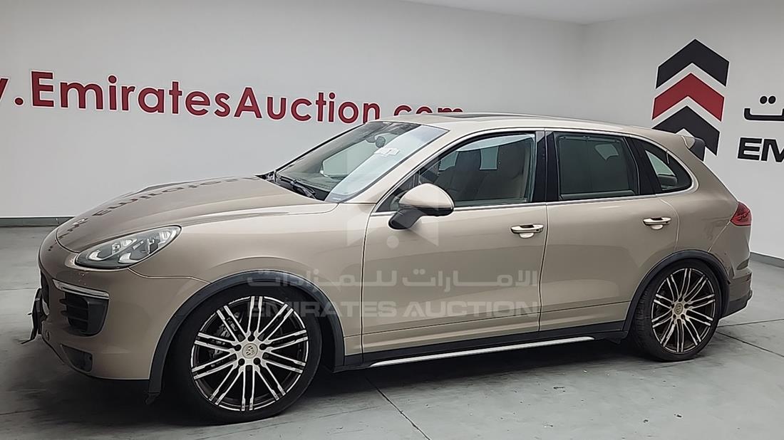 2016 Porsche Cayenne — Front Left Angle — Photo 5