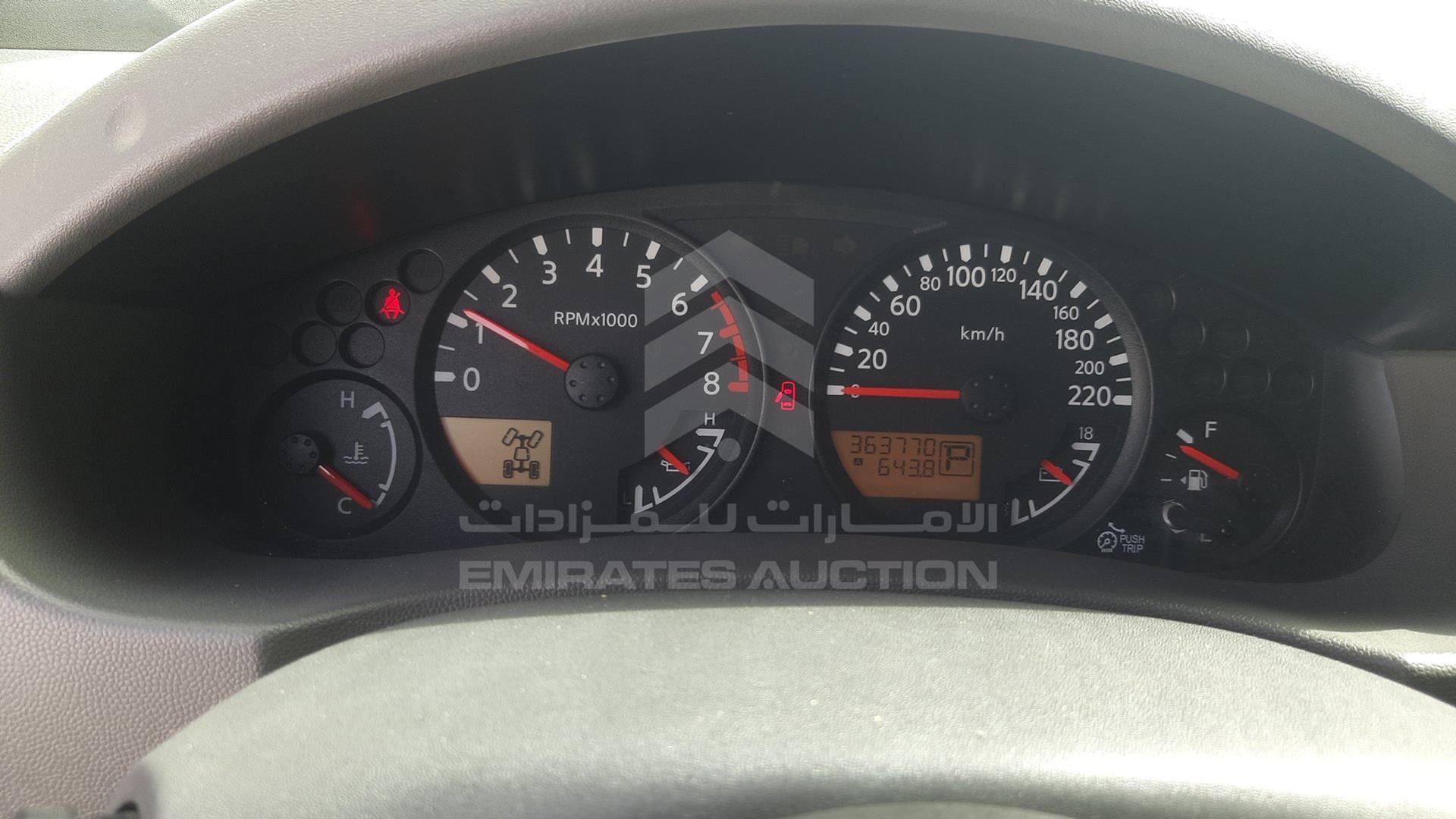 2014 NISSAN XTERRA VIN: 5N1AN0N65EN813083