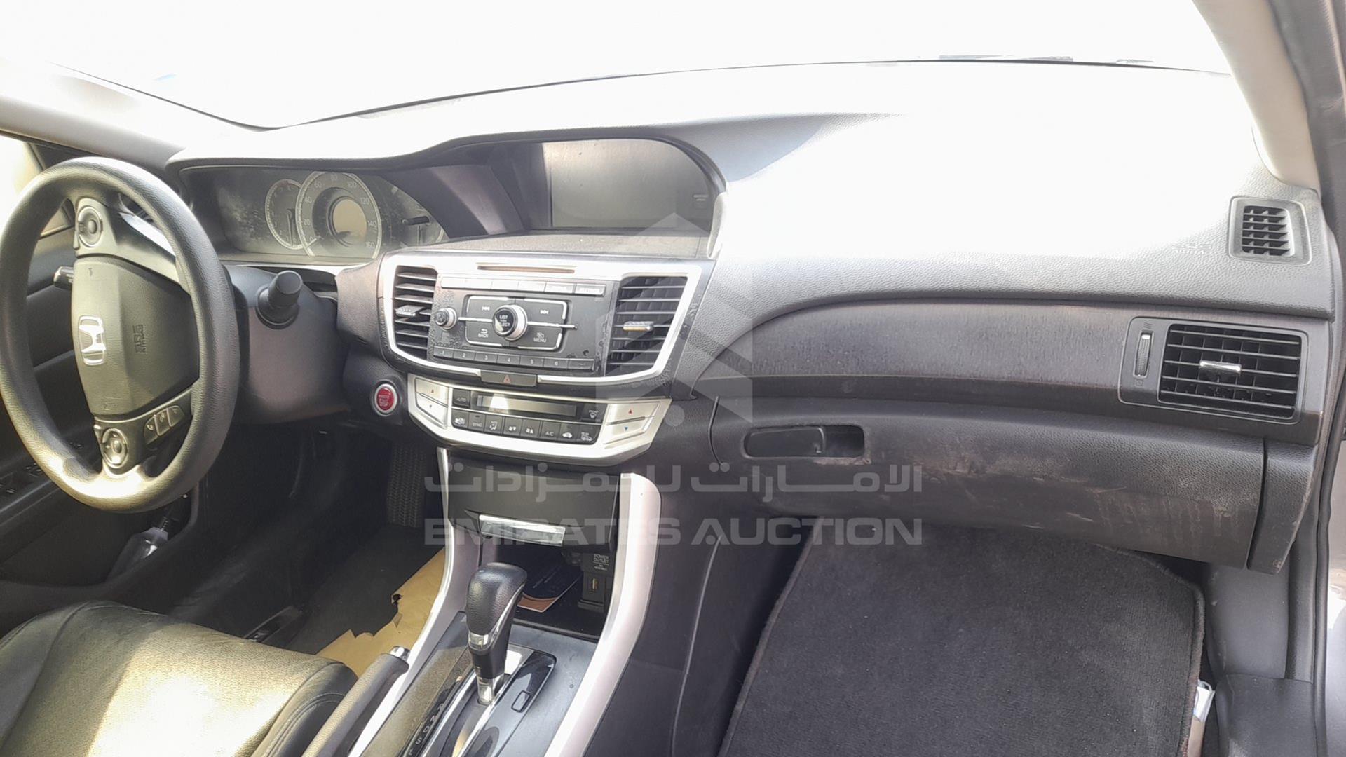 2015 HONDA ACCORD VIN: 1HGCR2F72FA168973